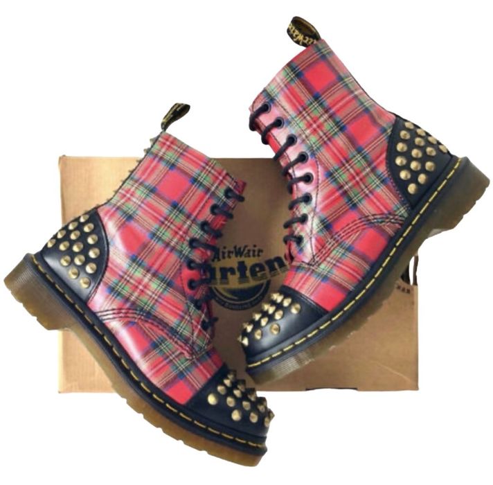 Dr martens tartan 1460 hot sale