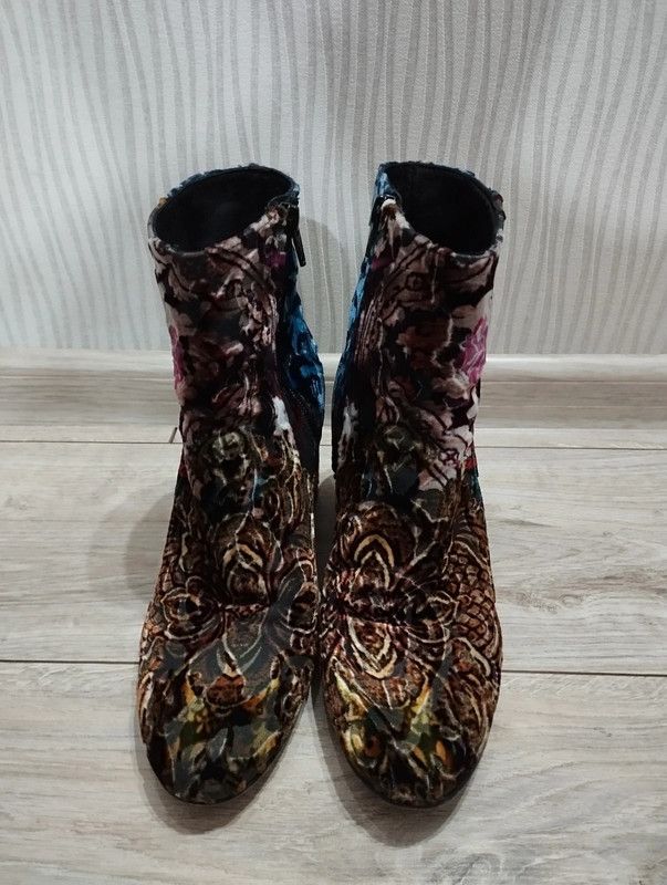 Other Strategia Italy luxury Italian ankle boots size 39 Size US 9 / IT 39 - 4 Thumbnail