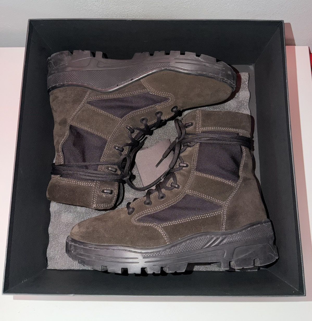 Yeezy Yeezy Season 4 Combat Boot Size US 9 / EU 42 - 3 Thumbnail