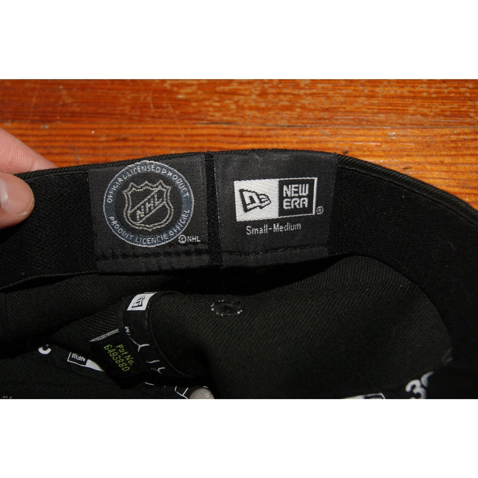 New Era Chicago Blackhawks New Era S/M Fitted Hat Cap Classic Logo Size ONE SIZE - 7 Thumbnail