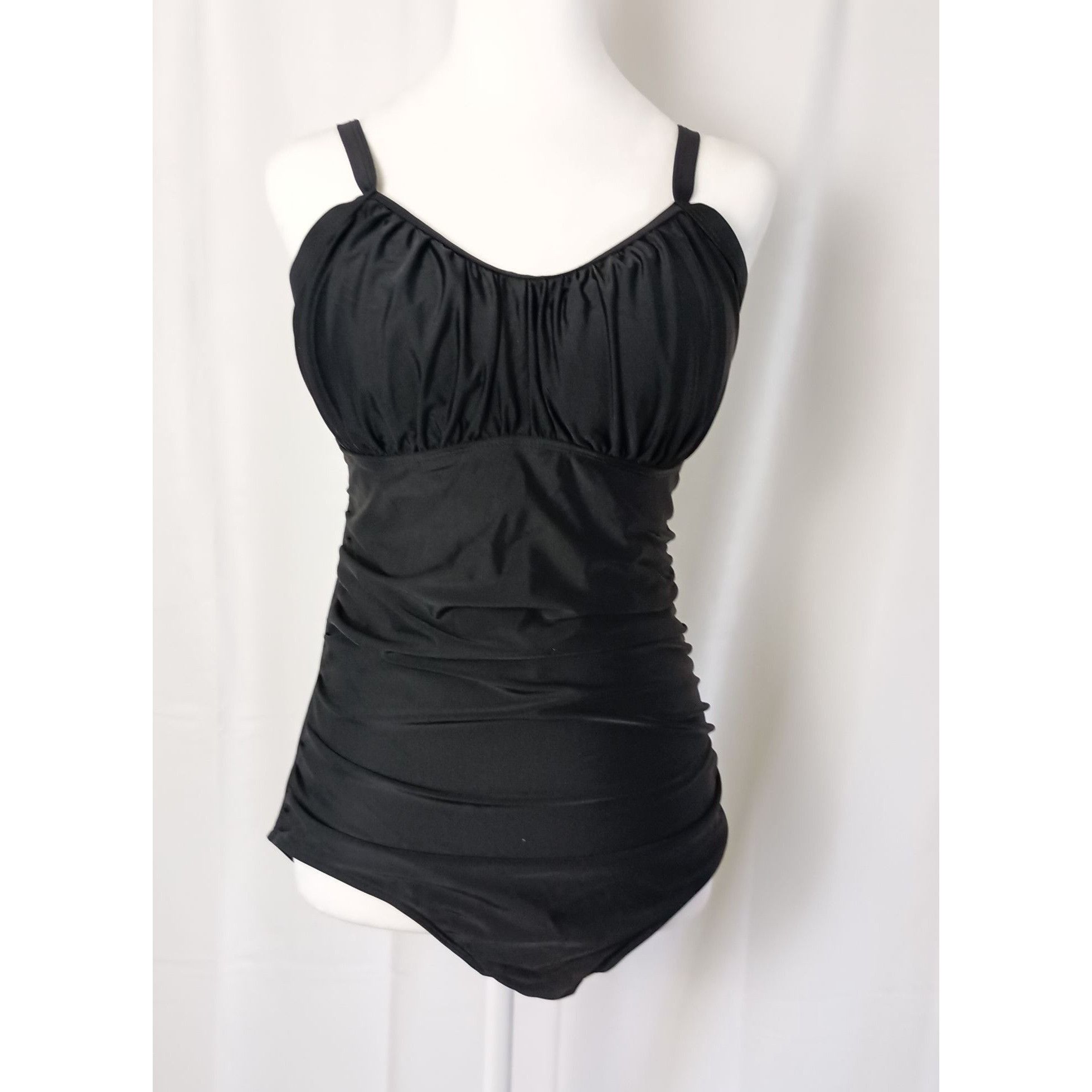 Other Aqua Eve plus size black slimming black monokini 12W | Grailed