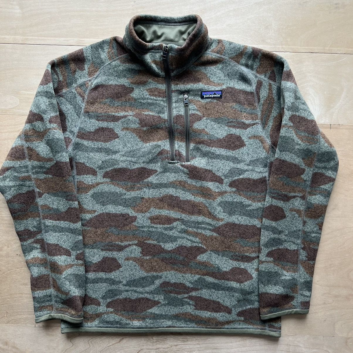 Patagonia better sweater online camo