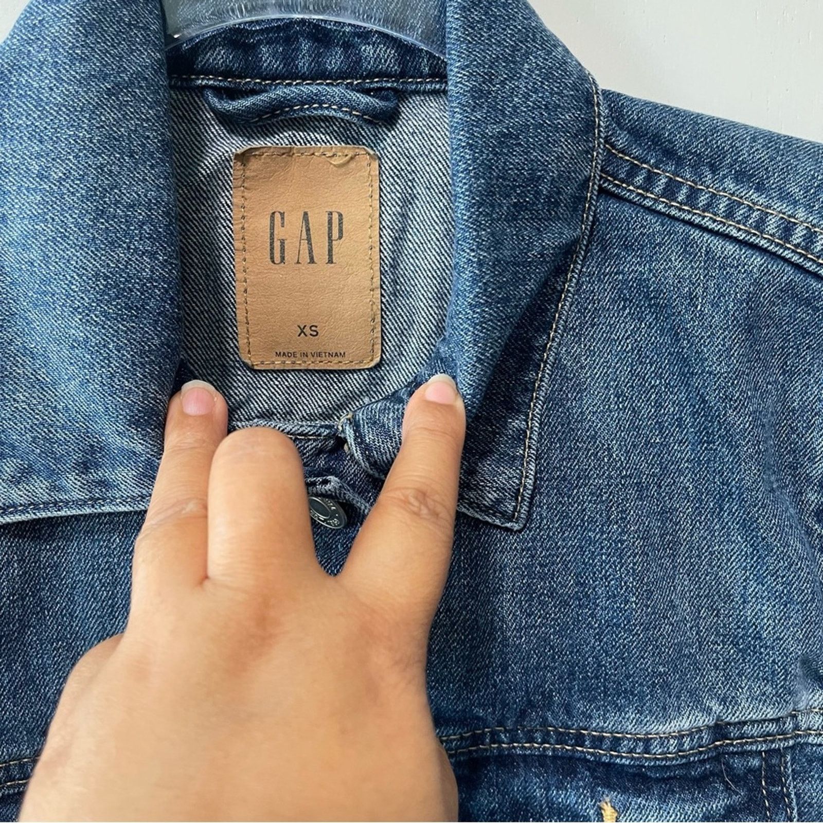 Gap GAP Women's Denim Jacket Blue Medium Wash Size XS Size XS / US 0-2 / IT 36-38 - 3 Thumbnail