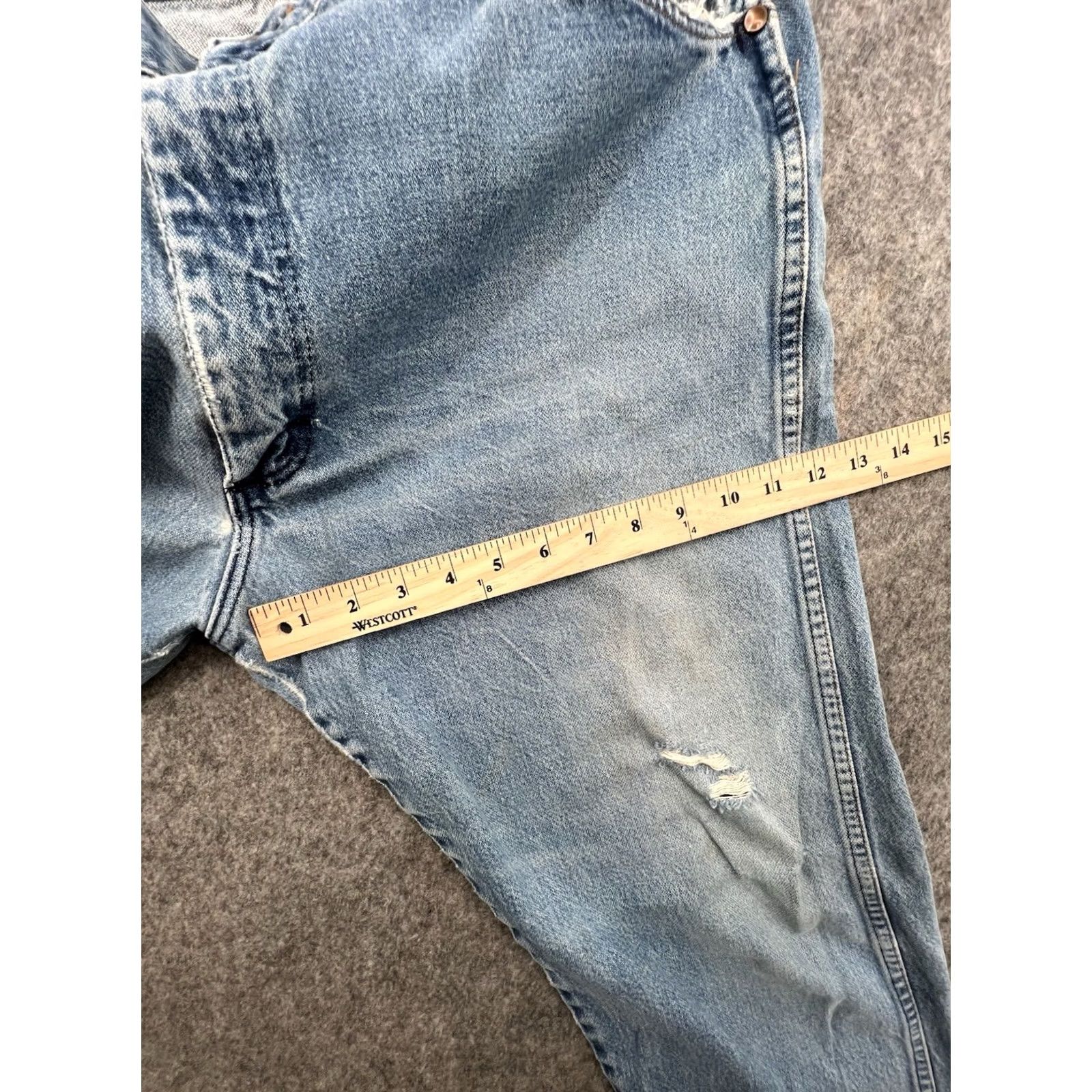 Wrangler VINTAGE Wrangler Jeans Mens Blue Straight Distressed Sz 40x32 Denim 5-Pocket Wrangler Cowboy Cut Leather Logo Button Zip Weekender? Size US 40 / EU 56 - 4 Thumbnail