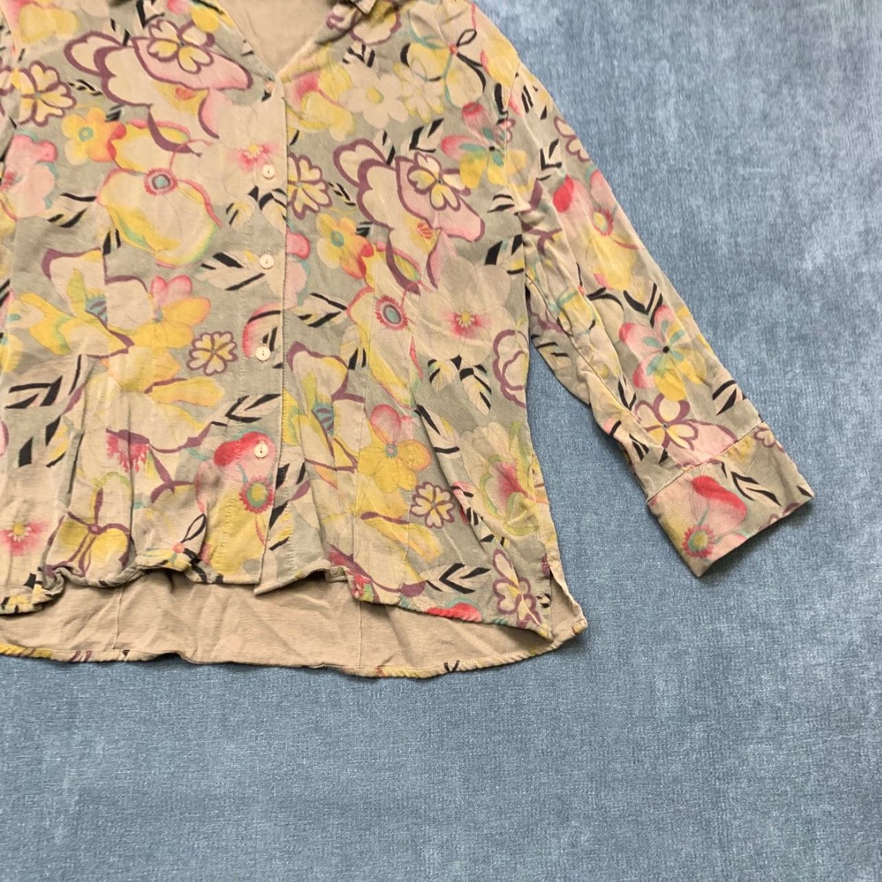 Vintage VTG Tianello Suzy Blouse Womens Medium Gray Asian Floral Button Up Made In USA Size M / US 6-8 / IT 42-44 - 2 Thumbnail