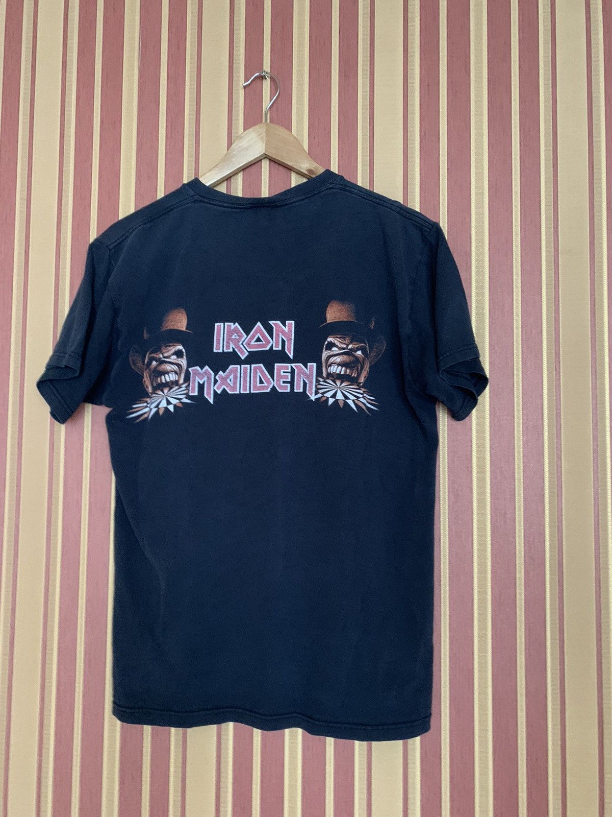Band Tees Vintage iron maiden t-shirt Size US M / EU 48-50 / 2 - 5 Thumbnail
