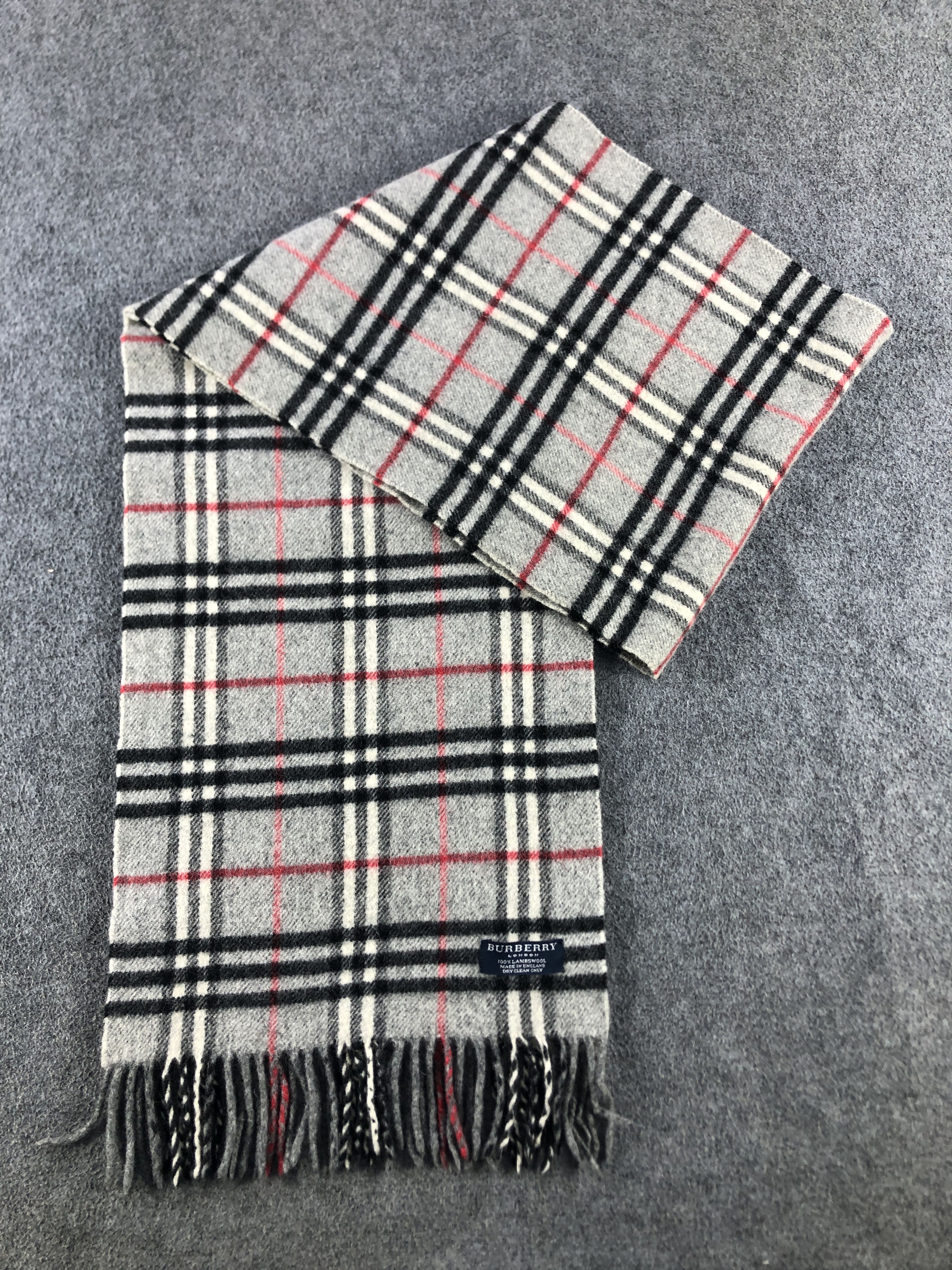 Burberry Burberry Scarf / Muffler / Neckwear P945 Size ONE SIZE - 6 Thumbnail