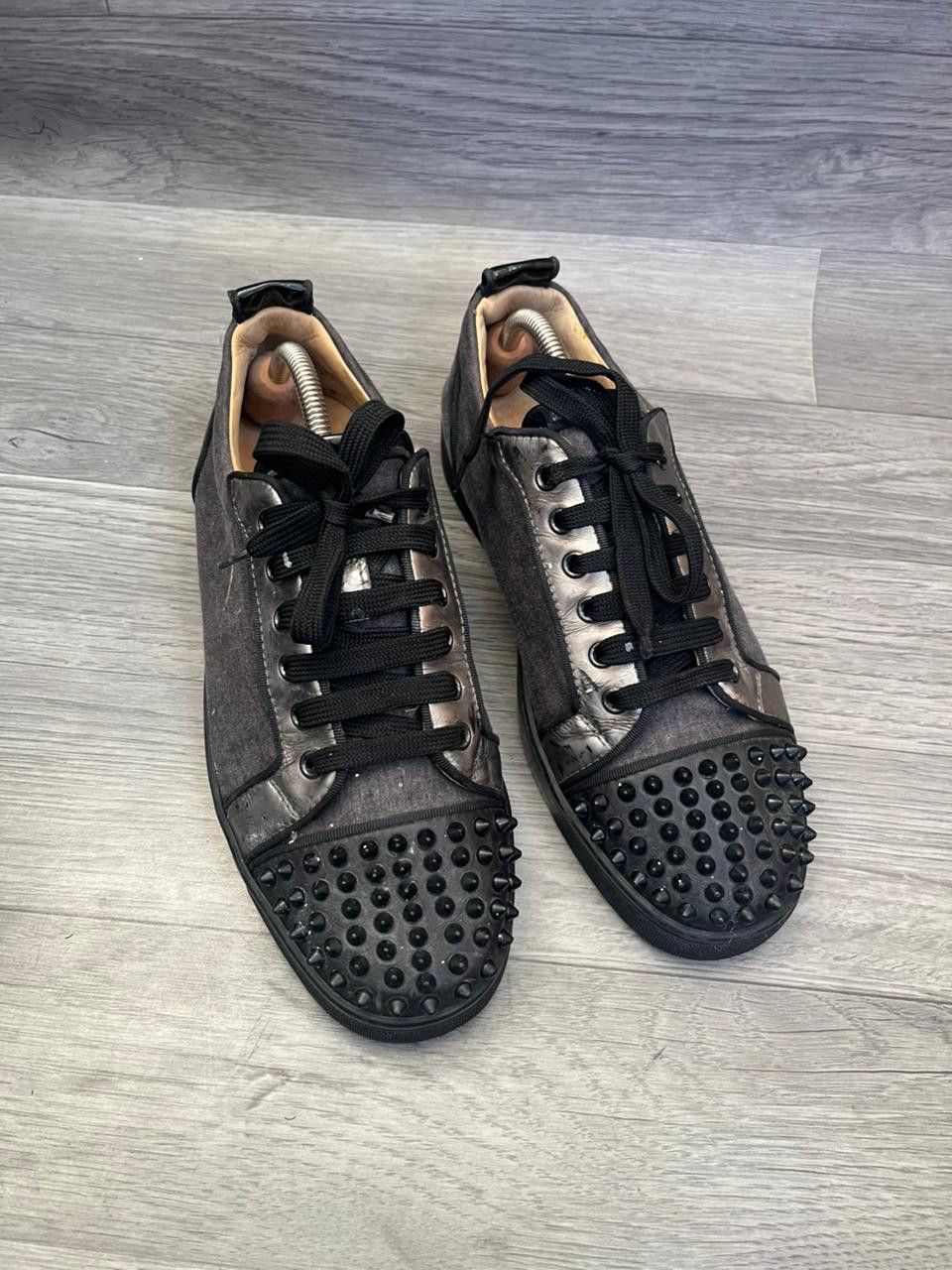 Christian Louboutin Christian Louboutin Louis Junior Spikes Low - Top Sneakers Size US 8 / EU 41 - 3 Thumbnail