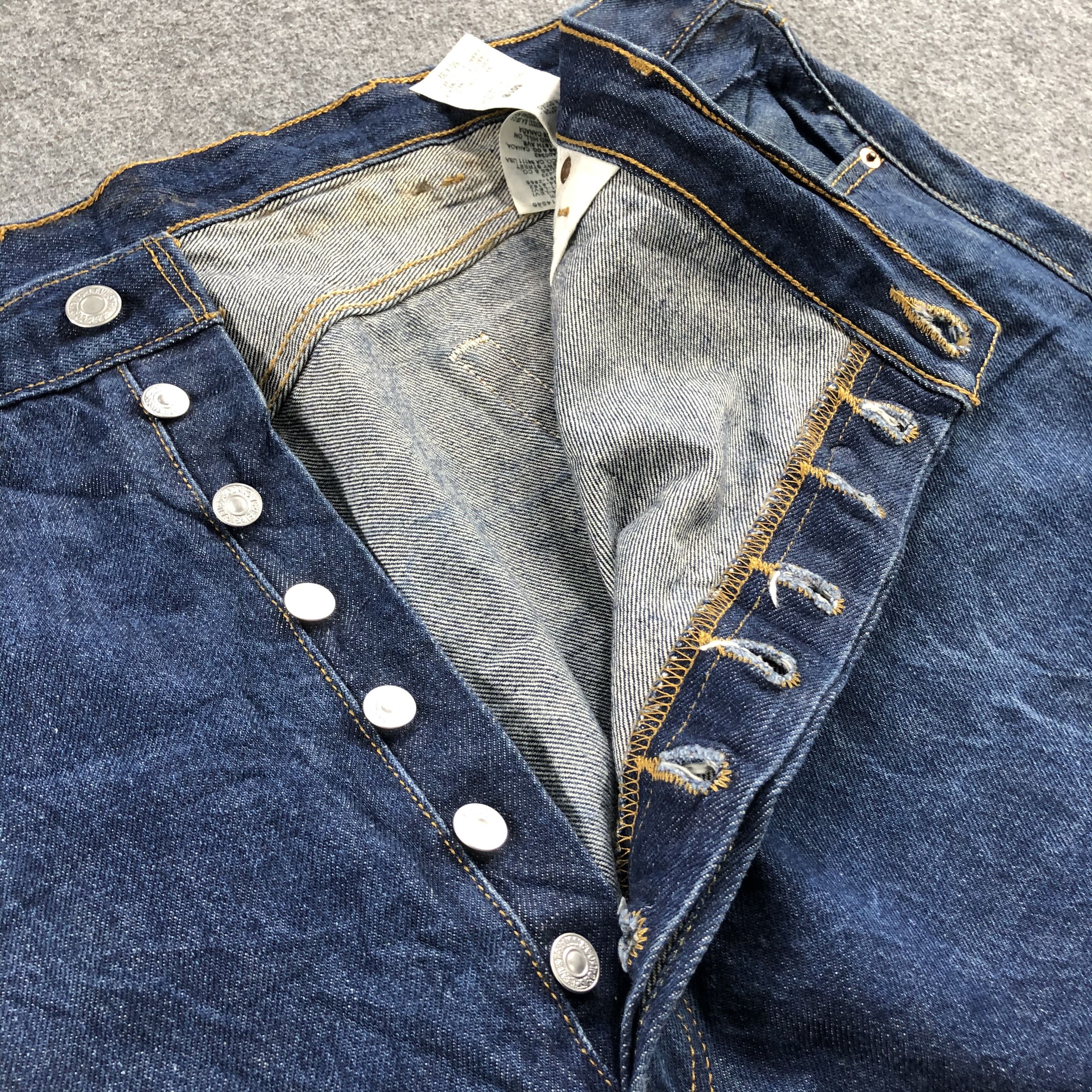Levi's × Vintage Vintage Blue Wash Levis 501 Jeans-J2050 Size US 44 / EU 60 - 10 Thumbnail