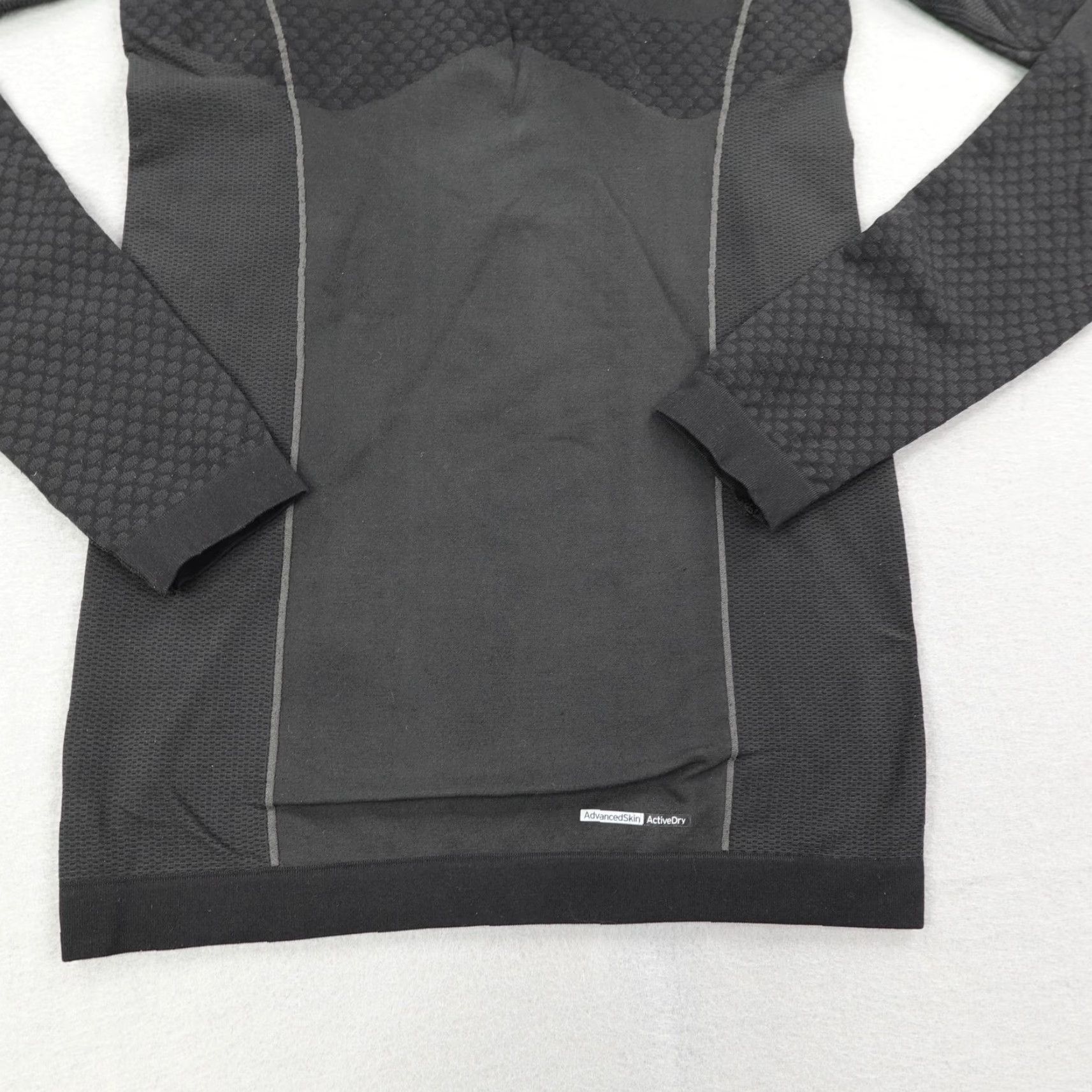 Salomon Salomon Women's L Black ActiveDry Baselayer Running Hoodie 1/4 Zip Moisture Wicking Breathable Lightweight Stretch Size L / US 10 / IT 46 - 3 Thumbnail
