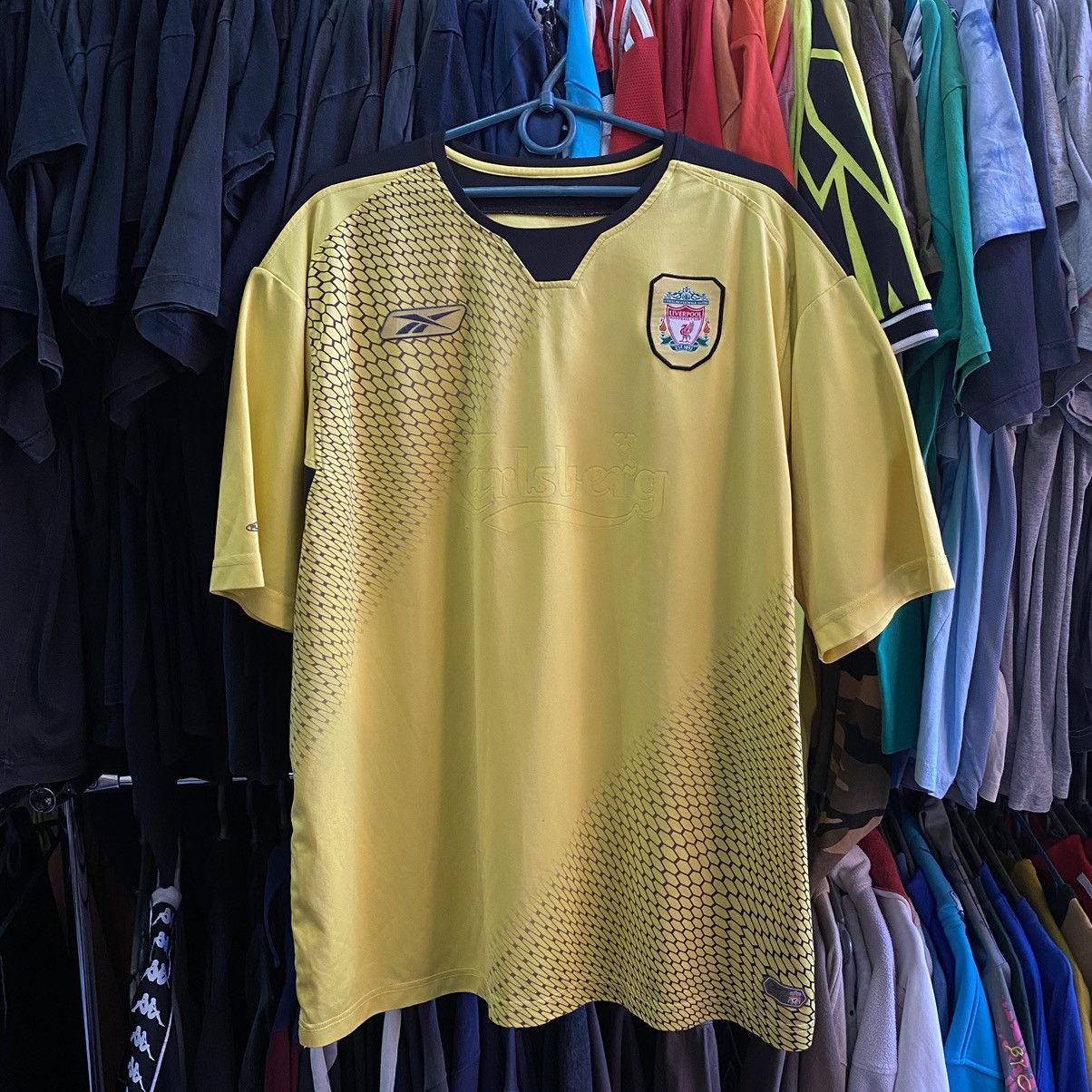 Reebok Vintage Reebok FC Liverpool Rare 2000’s soccer jersey Size US XL / EU 56 / 4 - 1 Thumbnail
