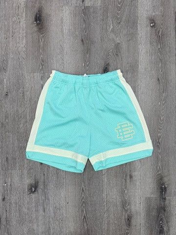 Eric Emanuel Eric Emanuel EE Basic V2 Short Men's Yucca/Antique White Size US 31 - 1 Thumbnail