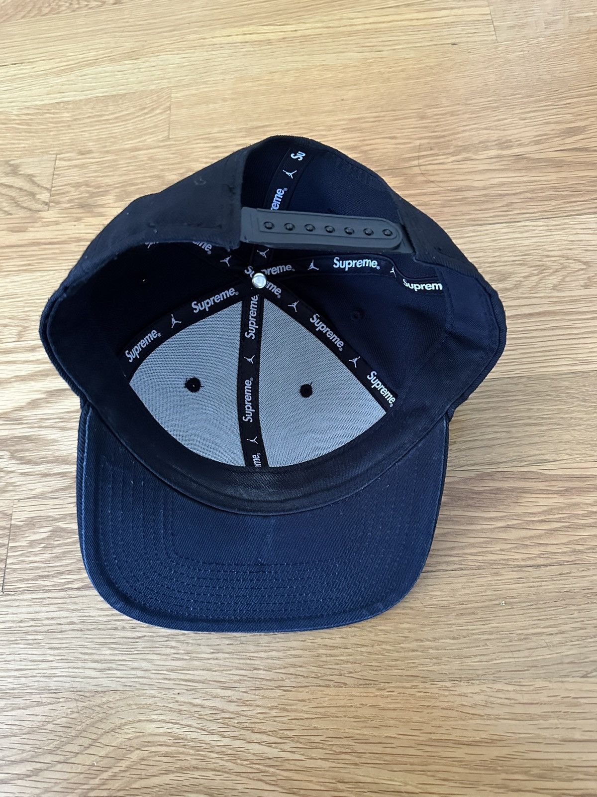 Jordan Brand × Supreme Supreme x Jordan Hat Size ONE SIZE - 3 Thumbnail