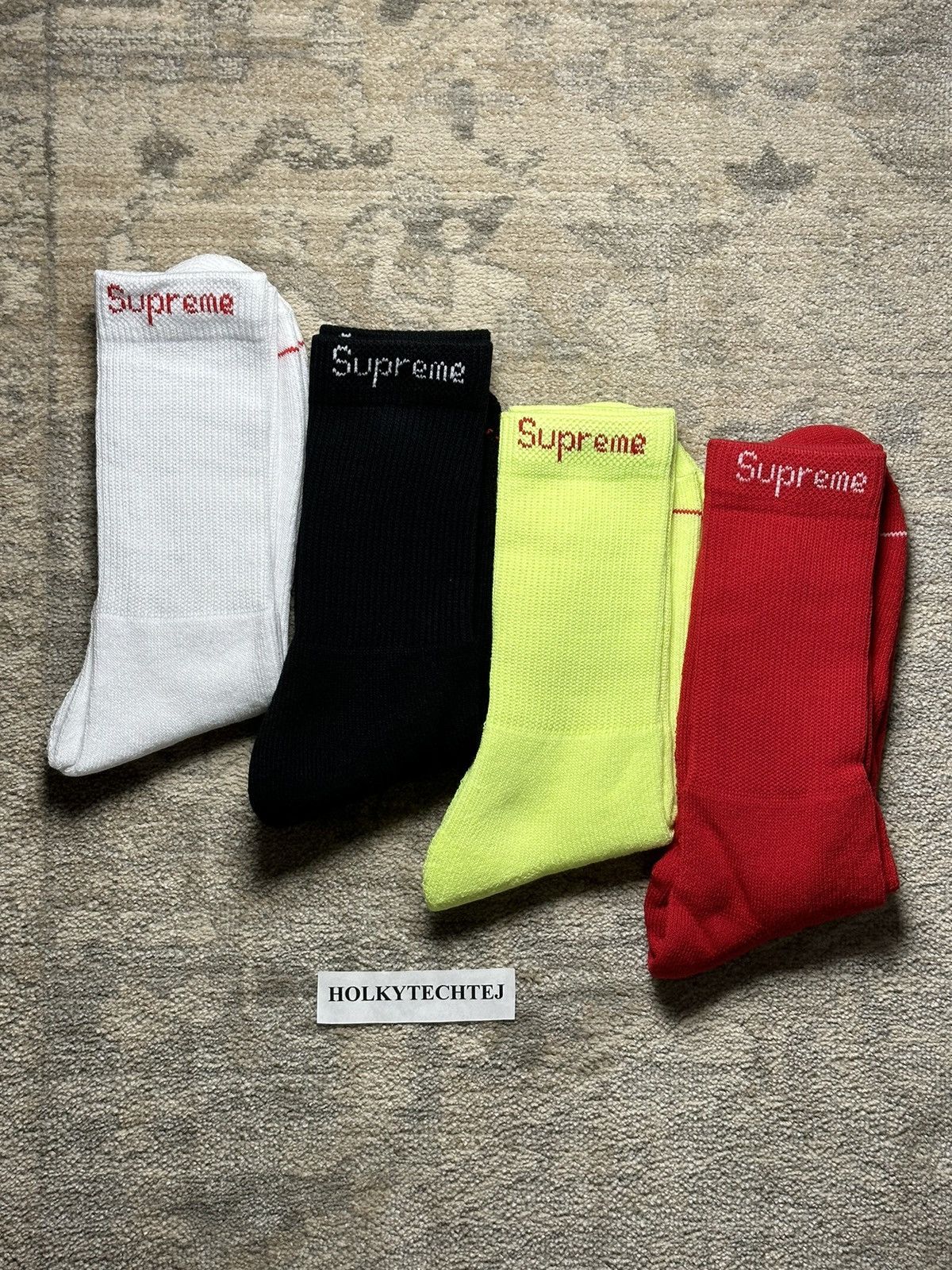 Supreme Socks Real VS Replica