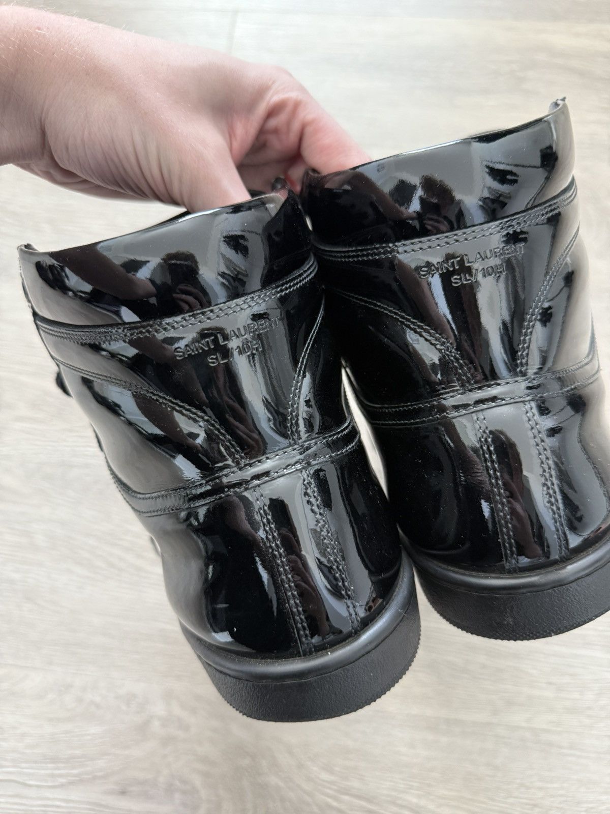 Yves Saint Laurent Saint Laurent SL/10H sneakers shiny patent leather Size 9 Size US 9 / EU 42 - 7 Thumbnail
