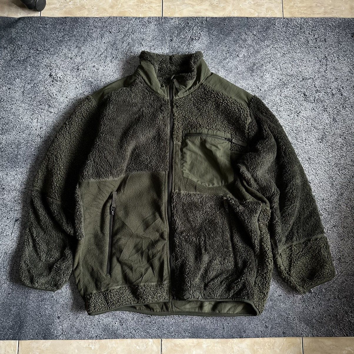 image of Jacket Sherpa Uniqlo Engineered Garments Sherpa Jacket in Army, Men's (Size XL)