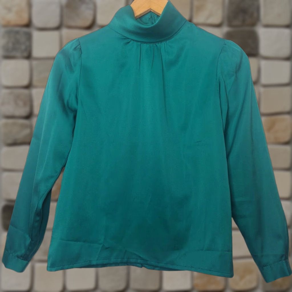 Vintage VINTAGE Blouse Shirt Women 10 Teal Green Satin High Neck Button Back Long Sleeve Secretary Top 100% polyester Size L / US 10 / IT 46 - 1 Thumbnail