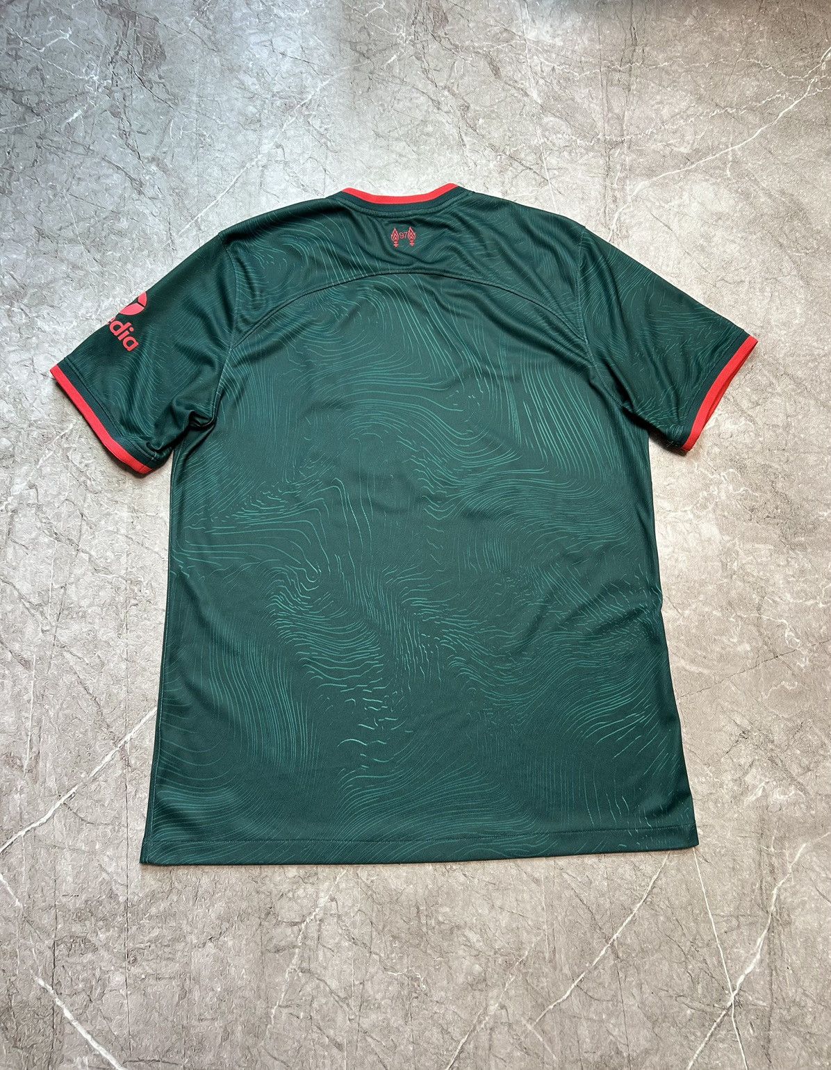 Nike Nike Liverpool Home Shirt Football jersey Size US L / EU 52-54 / 3 - 11 Thumbnail