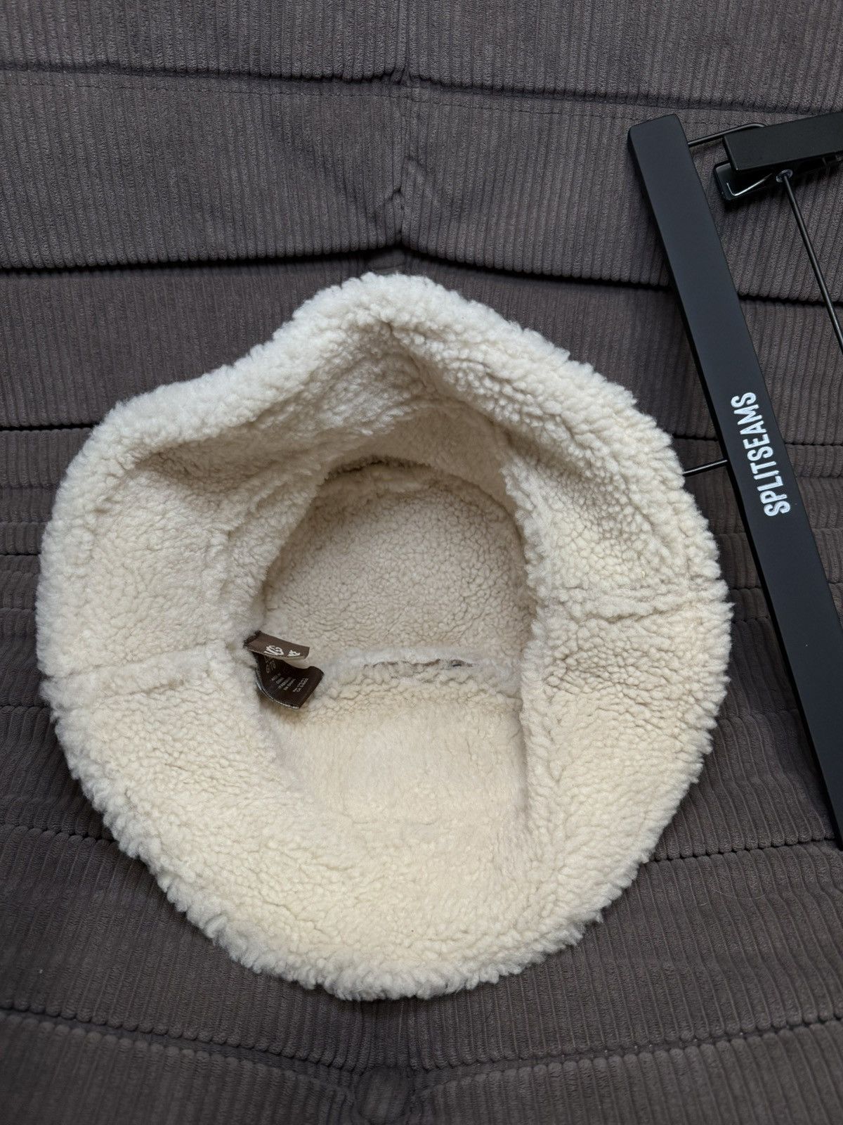 Palace × Ugg Ugg x Palace Shearling Bucket Hat Size ONE SIZE - 5 Thumbnail