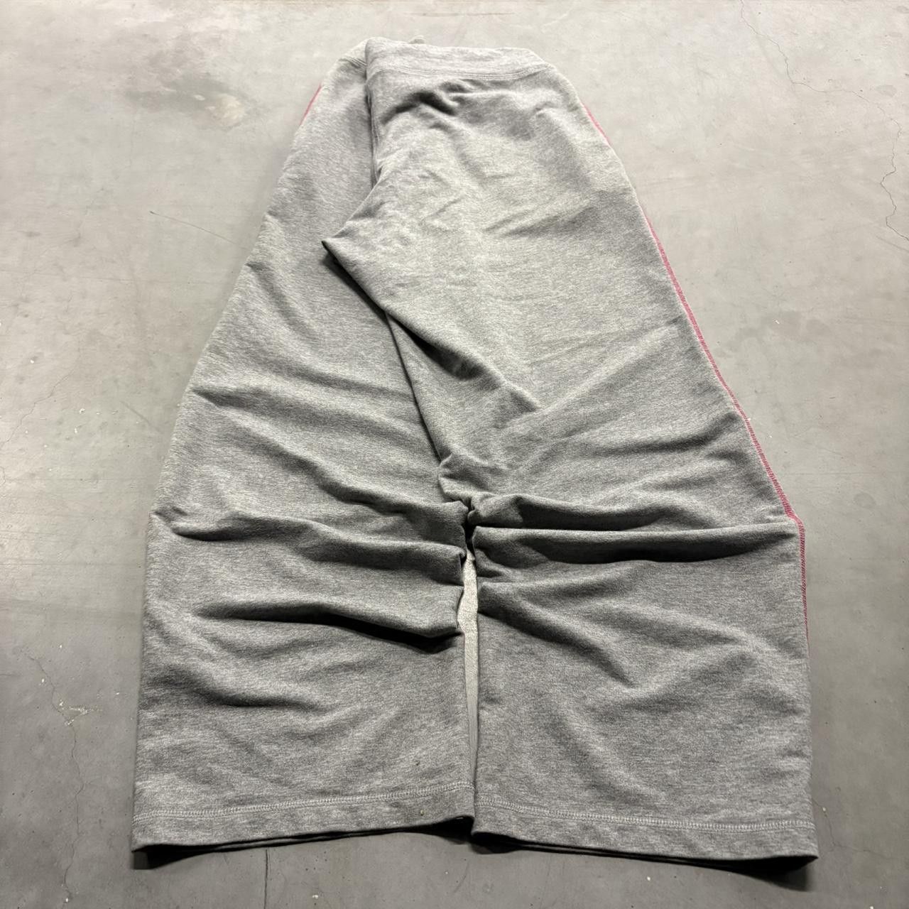 Vintage Crazy Vintage Y2K/2000s Baggy Grey Striped Loungewear Sweatpants! Size US 30 / EU 46 - 5 Thumbnail