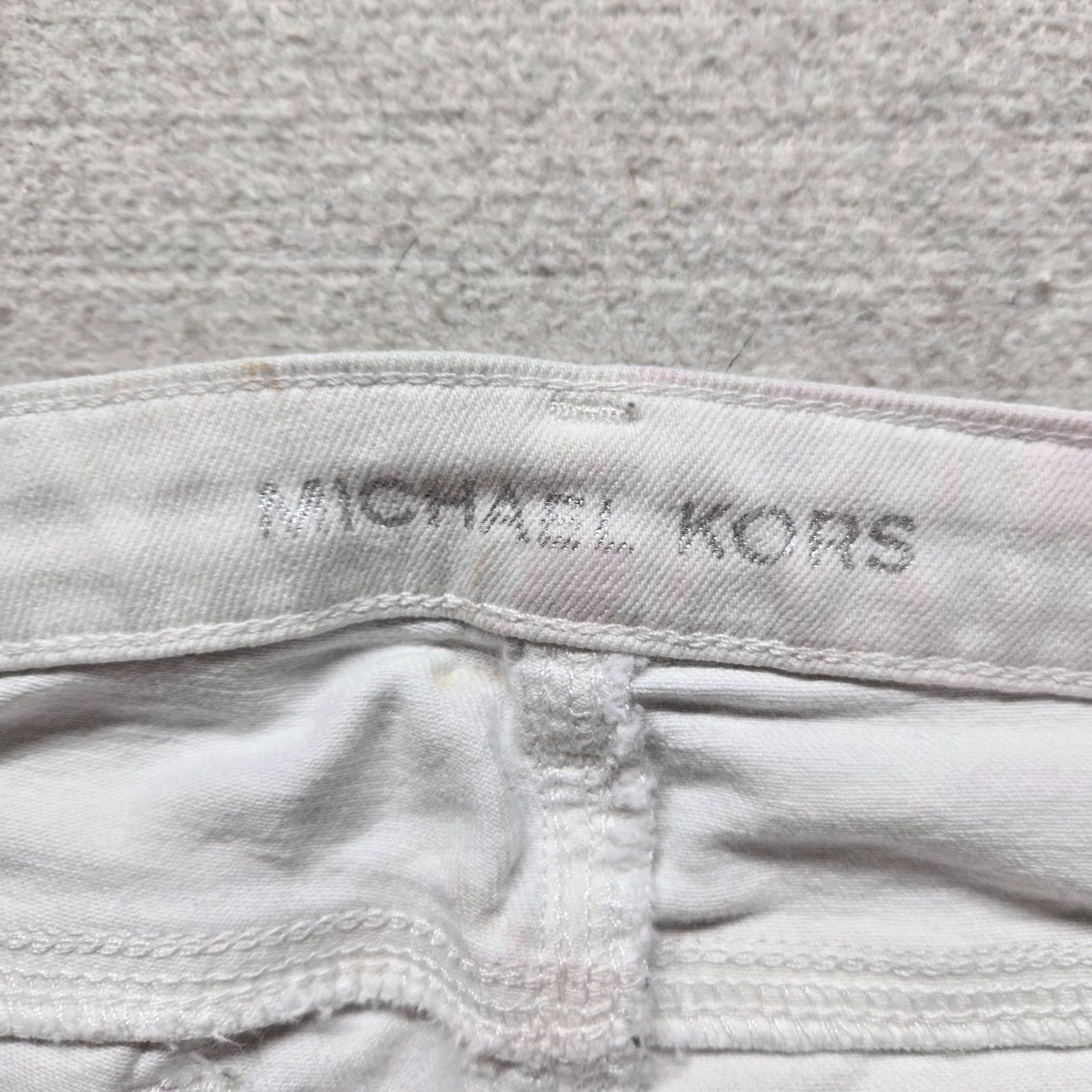 Michael Kors Michael Kors Pants Chino 98% Cotton White Pockets Belted Slimming Adult Women's Size 8 Womens Size 30" / US 8 / IT 44 - 3 Thumbnail
