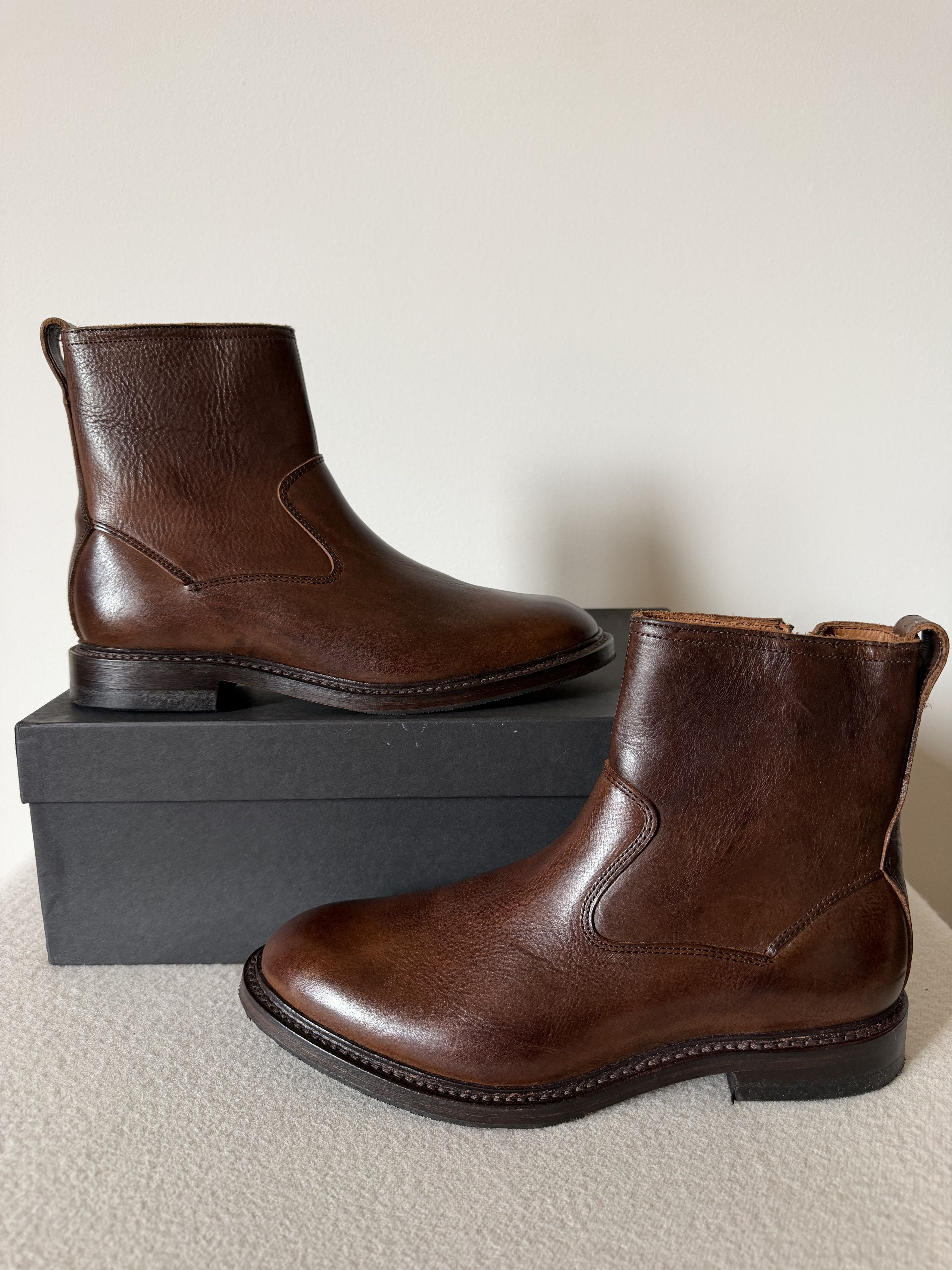 Allen Edmonds Allen Edmonds Tompkins Leather Zip Boots in Brown Size US 8 / EU 41 - 2 Thumbnail