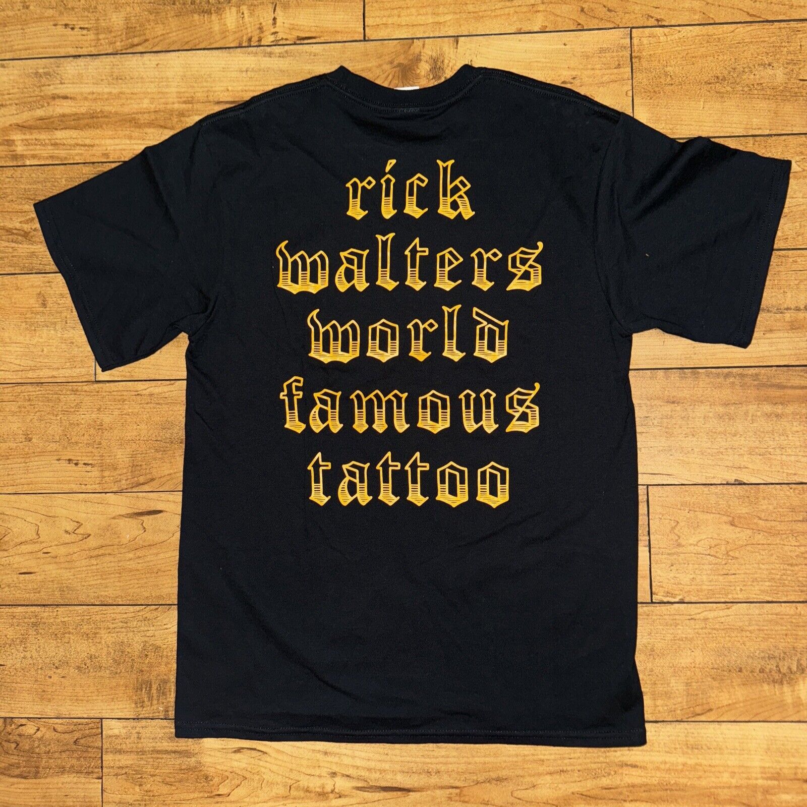 Vintage Rick Walter’s World Famous Tattoo T-Shirt Black Medium 19x28 Size US M / EU 48-50 / 2 - 1 Thumbnail