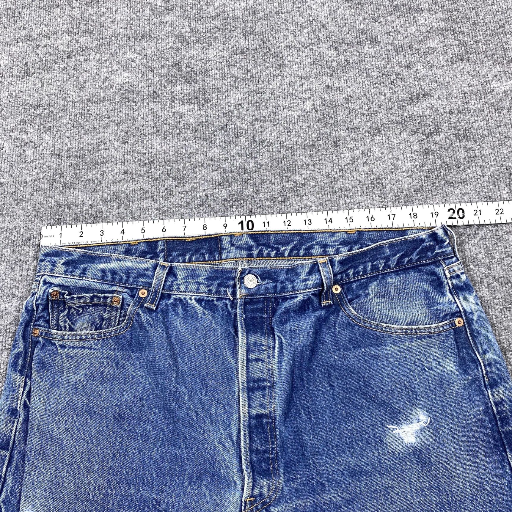 Levi's VINTAGE Levi's 501 Jeans Mens Button Fly Straight Blue 38x32 Regular 501 0000 USA Fits W38 L32 Size US 38 / EU 54 - 6 Thumbnail