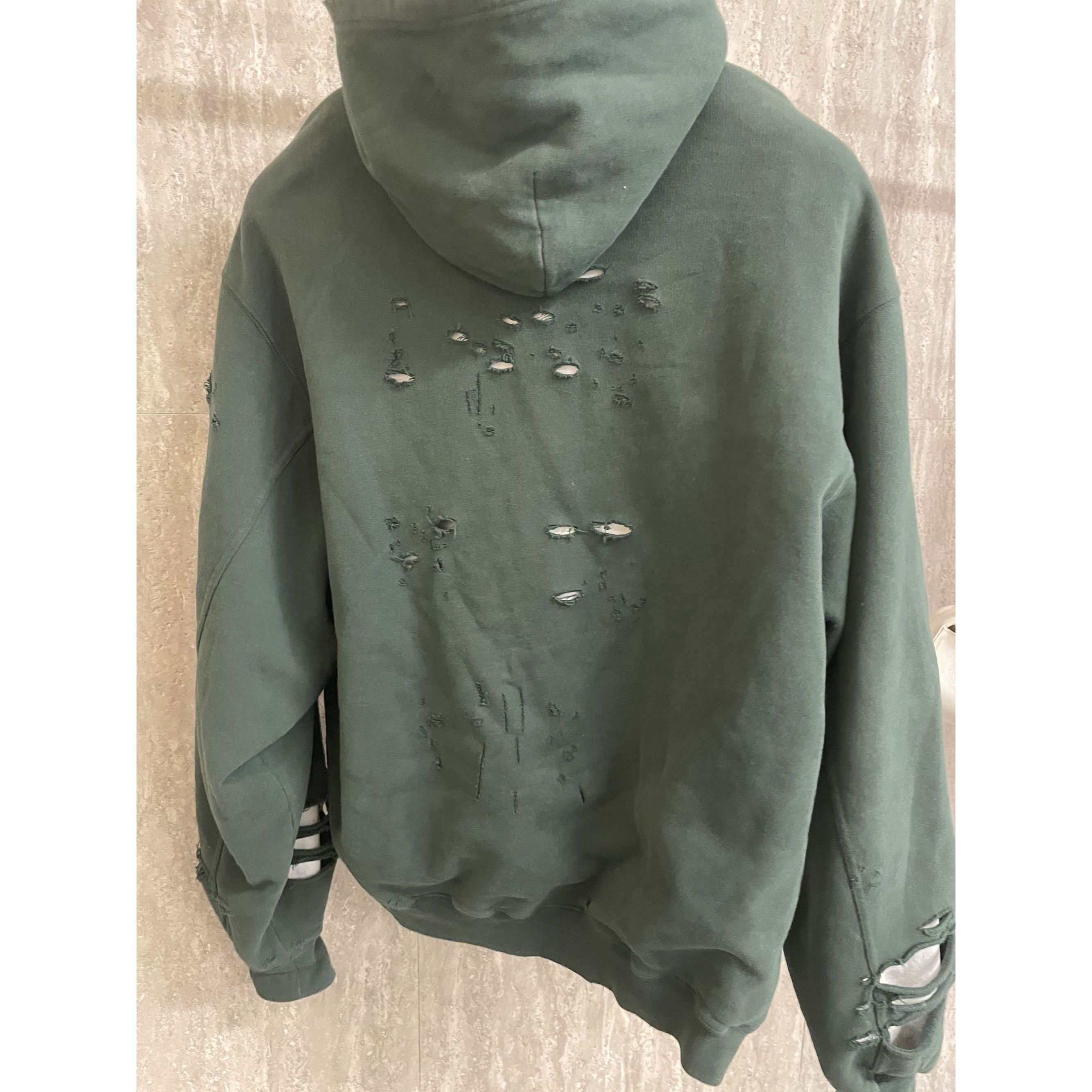 Balenciaga Balenciaga Distressed Green Hoodie With Front Logo Design Size XXS / US 00 / IT 34 - 6 Thumbnail