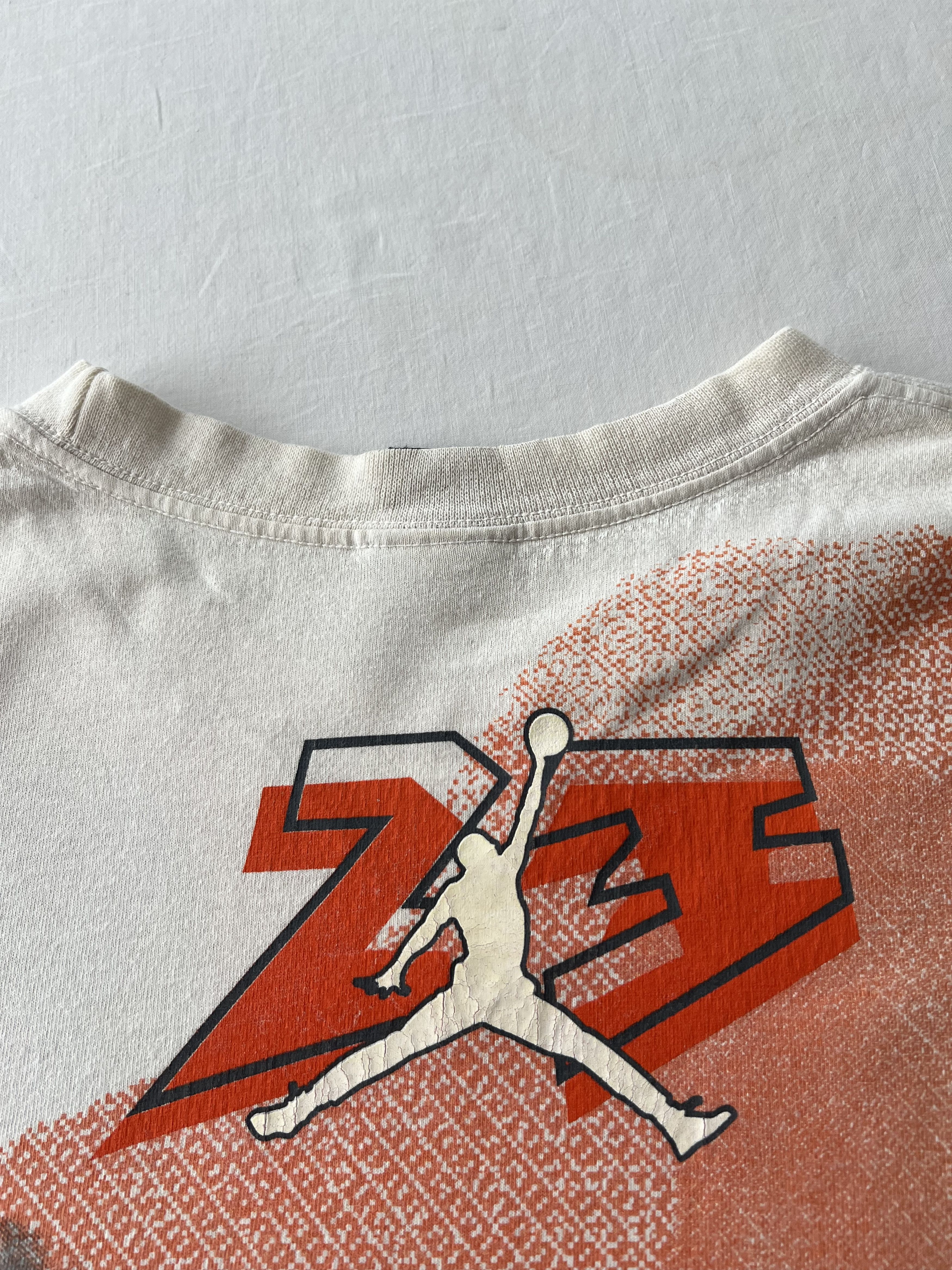 Nike Vintage Nike Jordan Michael Jordan #23 AOP T-shirt Sz 3XL Size US XXL / EU 58 / 5 - 18 Thumbnail