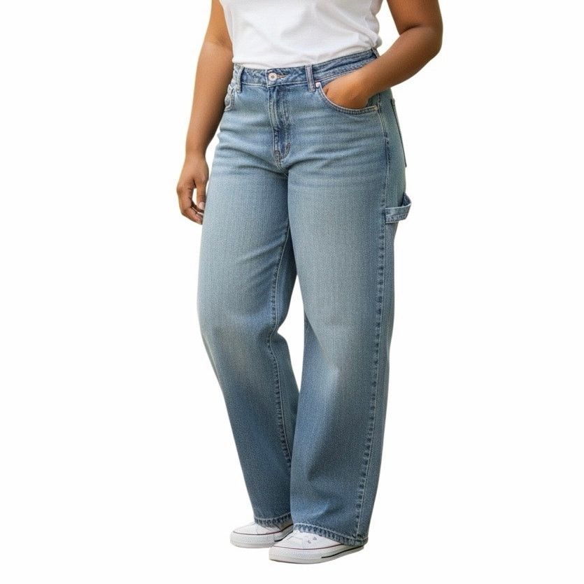 The Unbranded Brand Low-Rise Baggy Jeans Size 17/R Light Blue Inseam 17/31” Size 31" - 1 Thumbnail