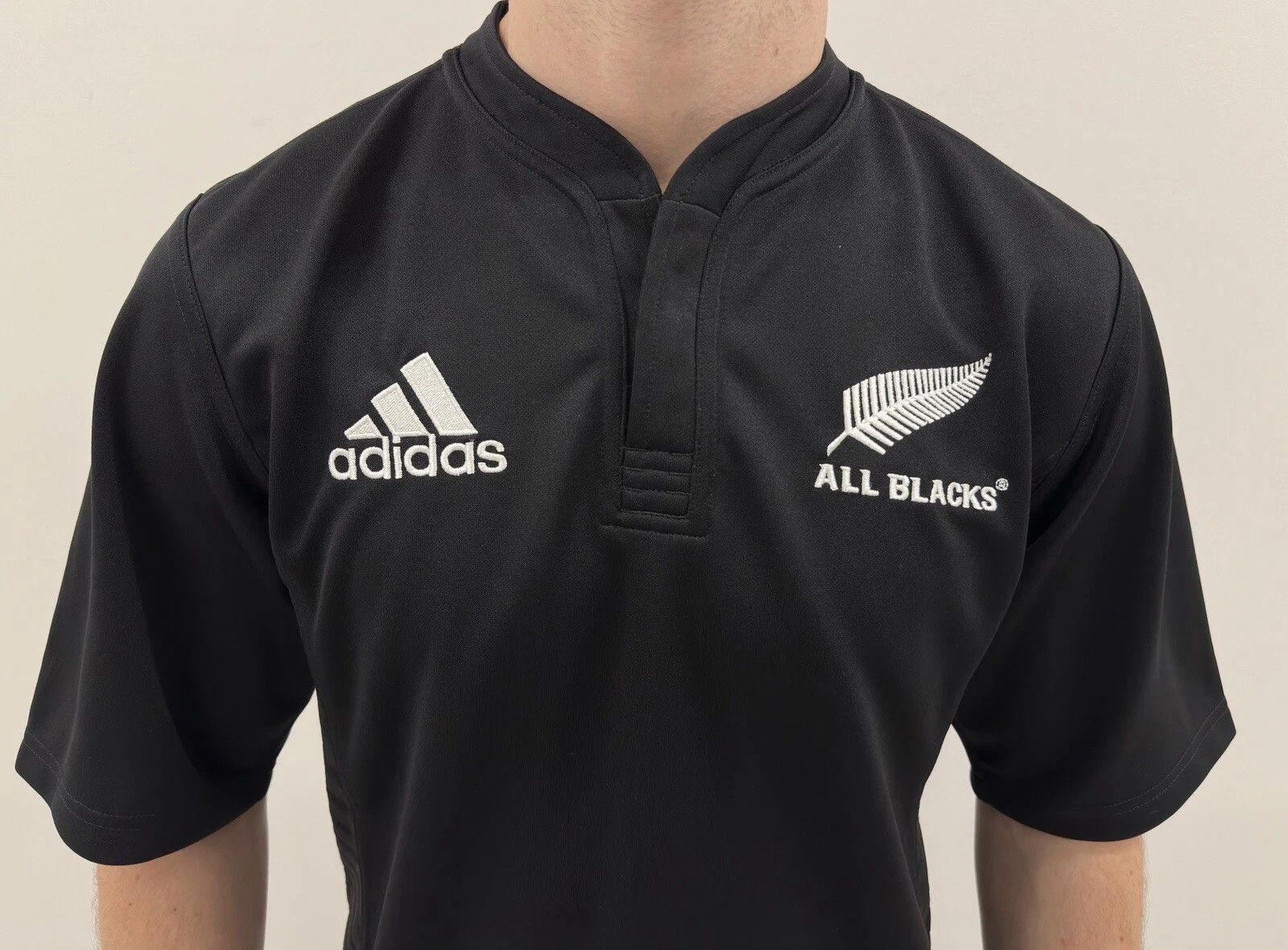Adidas VINTAGE ADIDAS RUGBY NEW ZEALAND 2007 2008 ALL BLACKS SHIRT Size US S / EU 44-46 / 1 - 3 Thumbnail