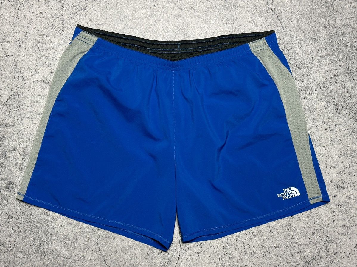 The North Face The North Face TNF Flashdry Running Shorts Size US 33 - 2 Thumbnail