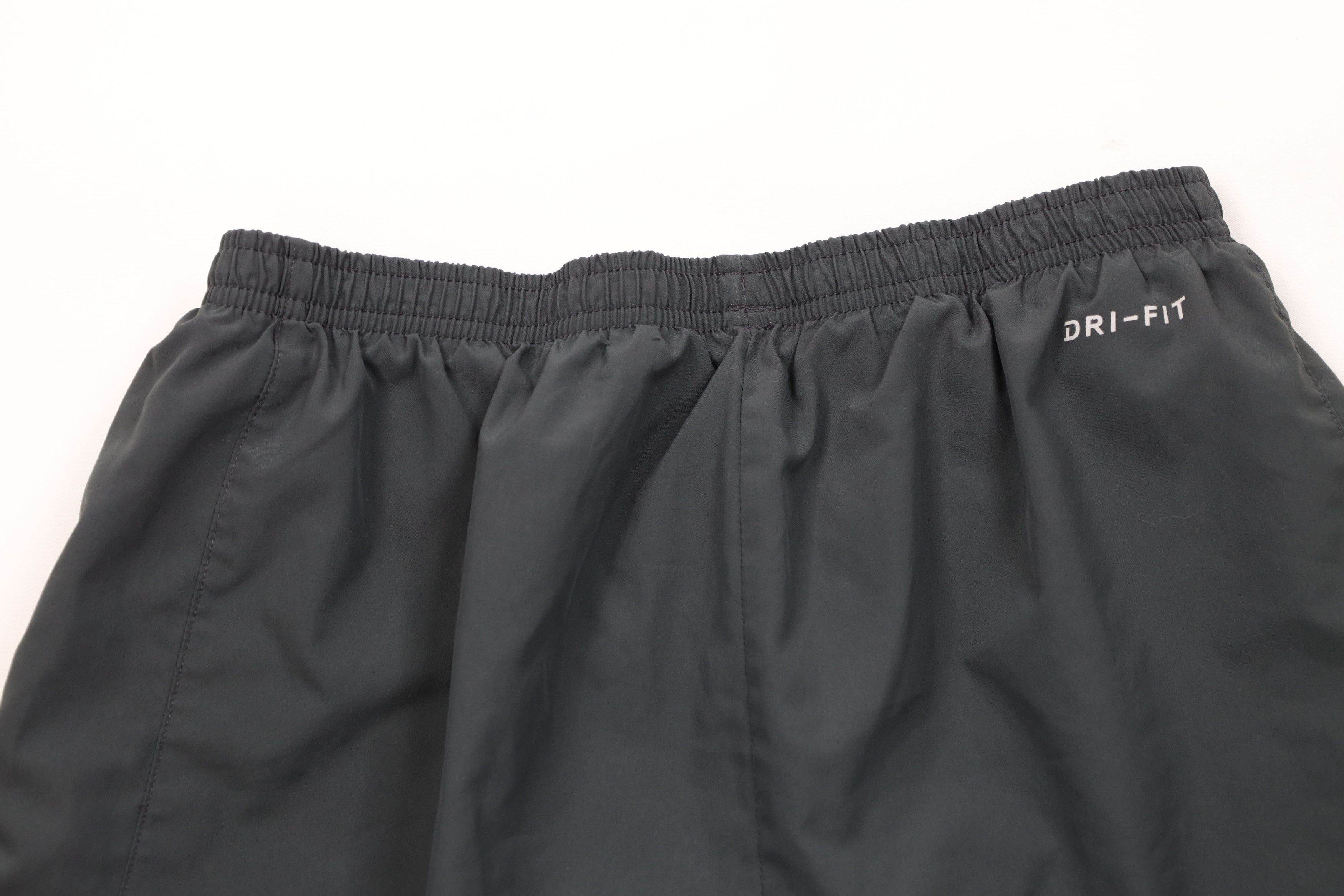 Nike × Vintage Vintage Nike Big Swoosh Lined Running Jogging Gym Shorts Size US 32 / EU 48 - 9 Thumbnail