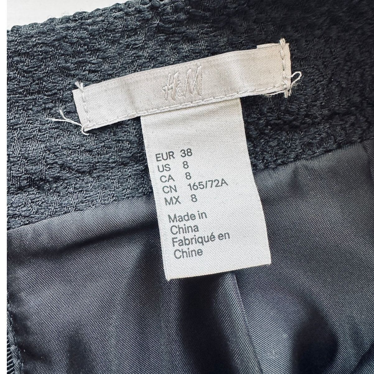 H&M H&M Black Tiered Jacquard Weave Lace Back Zip Mini Skirt 8 Size 30" / US 8 / IT 44 - 8 Thumbnail