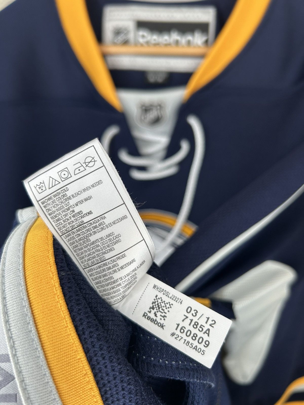 Reebok Vintage Reebok Buffalo Sabres 2012 Jersey Size US M / EU 48-50 / 2 - 12 Thumbnail
