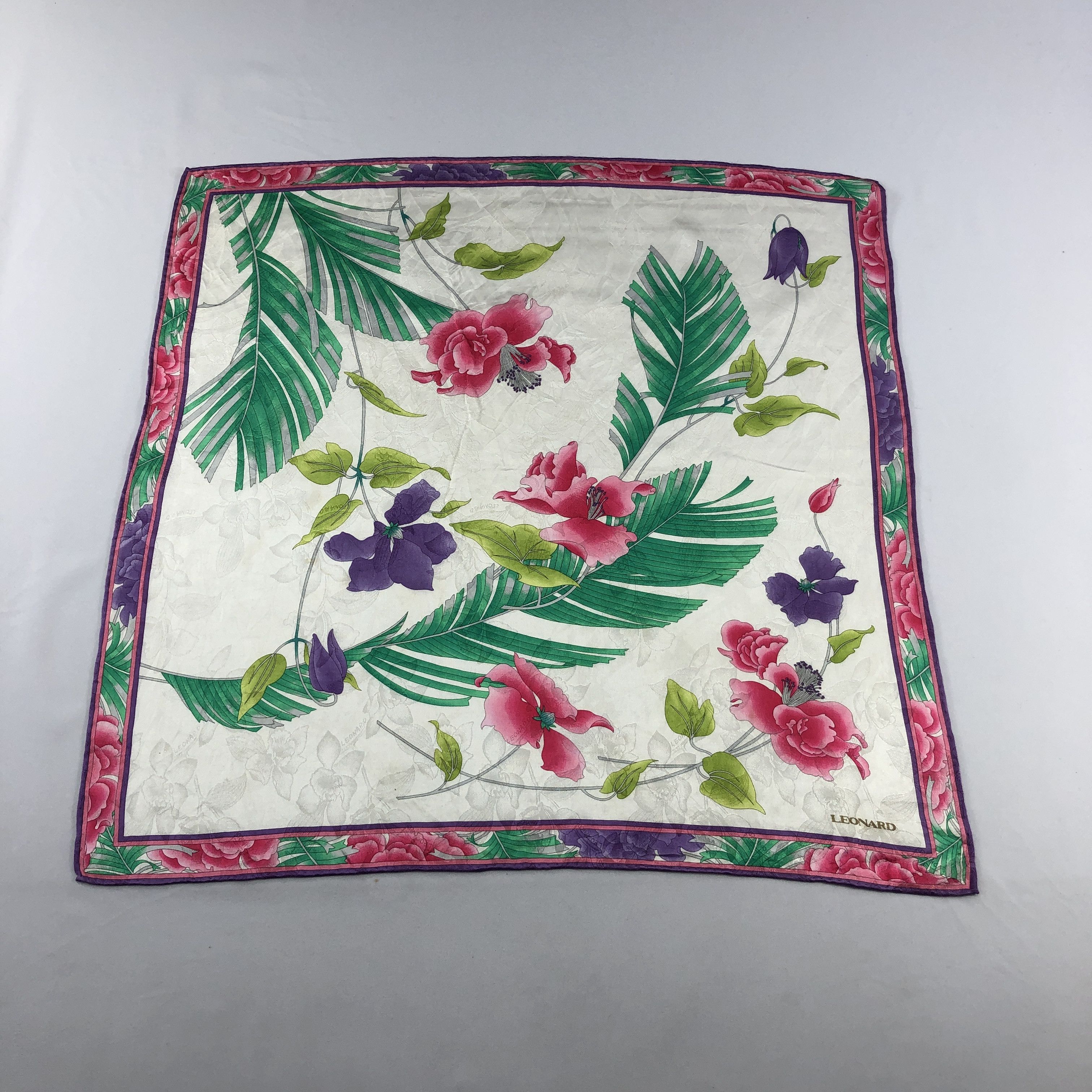 Leonard Paris Leonard Handkerchief Neckerchief Bandana H2914 Size ONE SIZE - 1 Thumbnail