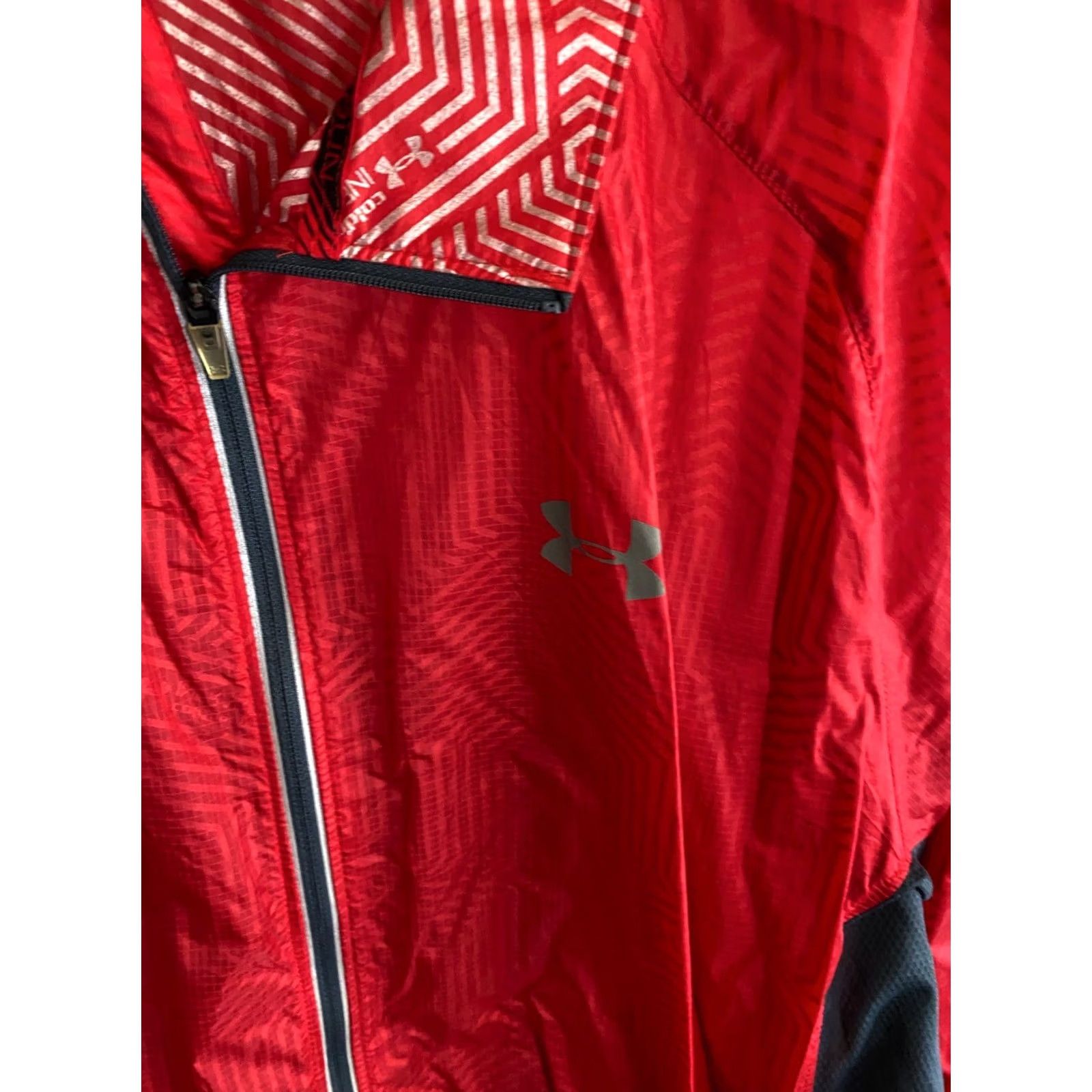 Under Armour Under Armour Light weight Run Nylon Zip SWEATER XL Extra Large Mens Size US XL / EU 56 / 4 - 7 Thumbnail