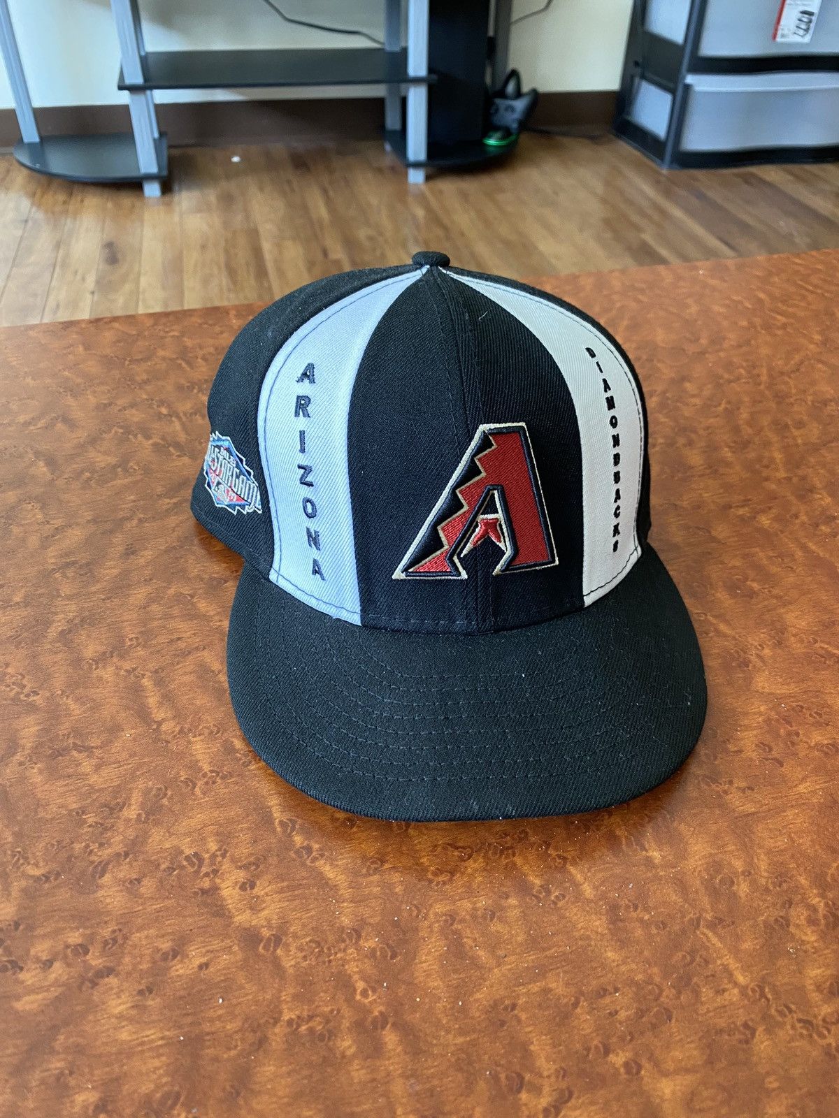 MLB × New Era Arizona Diamondbacks 2011 All Star Patch Fitted 7 1/4 Size ONE SIZE - 1 Thumbnail