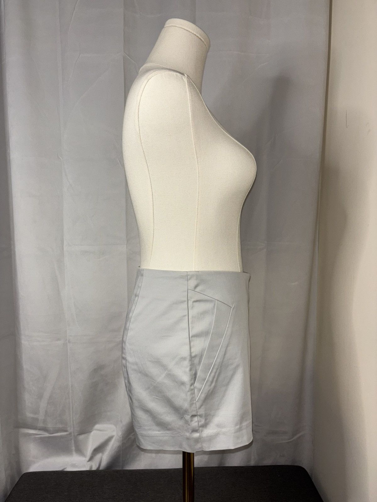 Bebe Bebe Classic Women’s Shorts Light Mist Size 0 VNDS Size 25" / US 0 / IT 36 - 5 Thumbnail