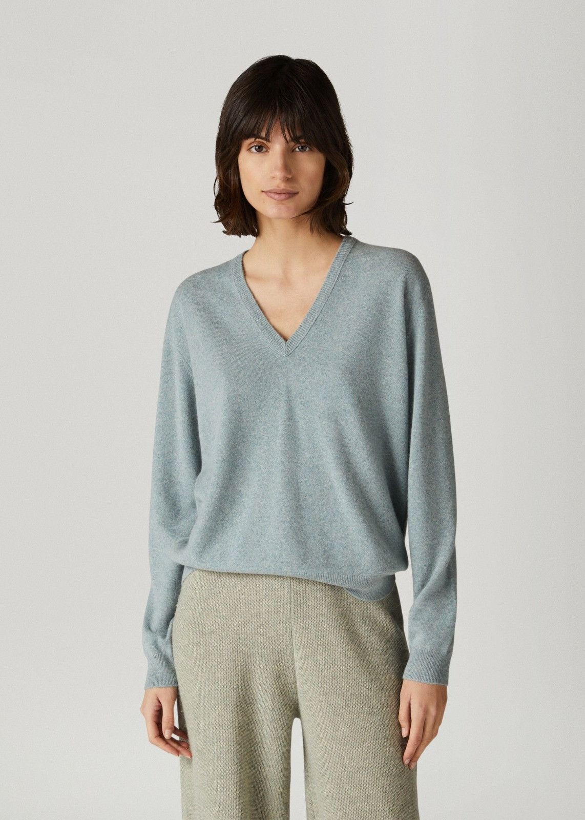 Loro Piana o1srvl11e1224 Arona V Neck Sweater in Light Blue Size S / US 4 / IT 40 - 3 Thumbnail