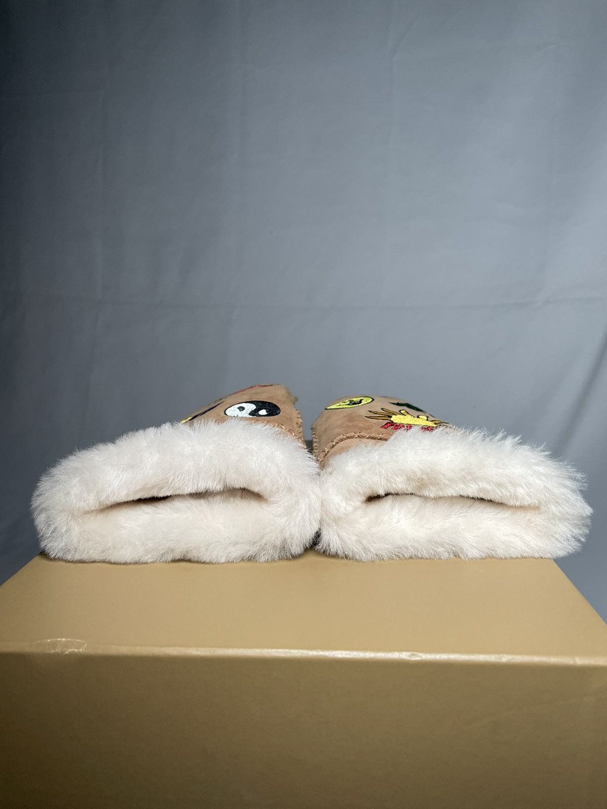Palace × Ugg Palace x UGG Sheepskin Mitten Size ONE SIZE - 2 Thumbnail