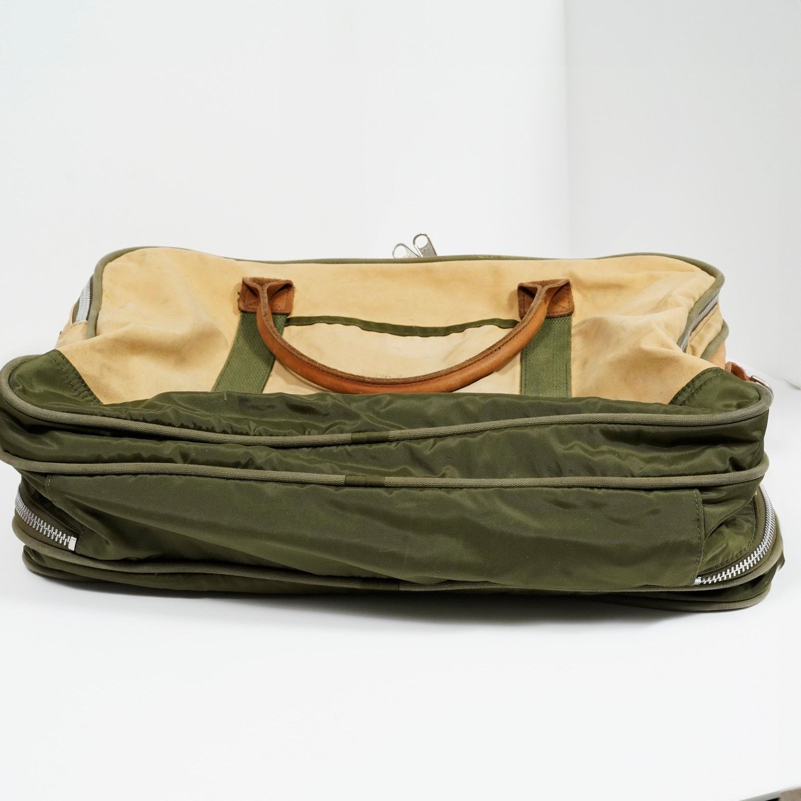 J.W. Hulme Co. VTG J.W. Hulme Co Canvas Leather Duffel Bag #4 Lenzip USA Size ONE SIZE - 16 Thumbnail