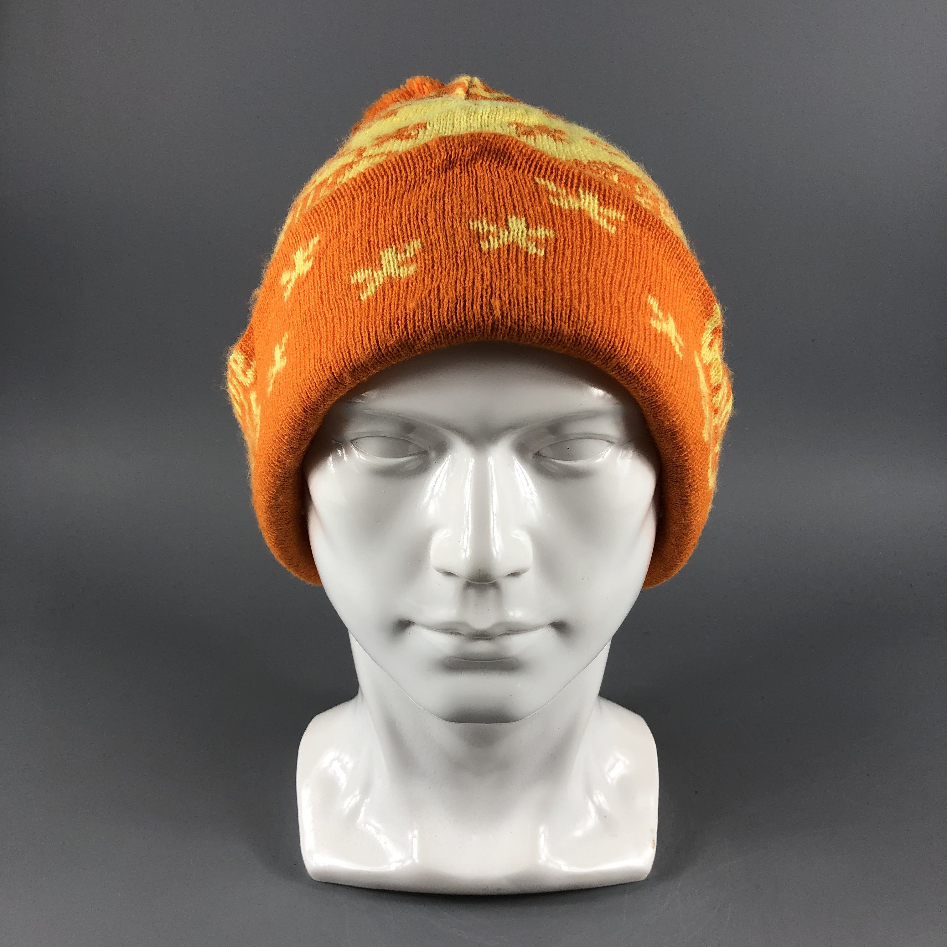 image of Disney Winnie The Pooh Beanie Snow Hat Snow Cap B139, Men's