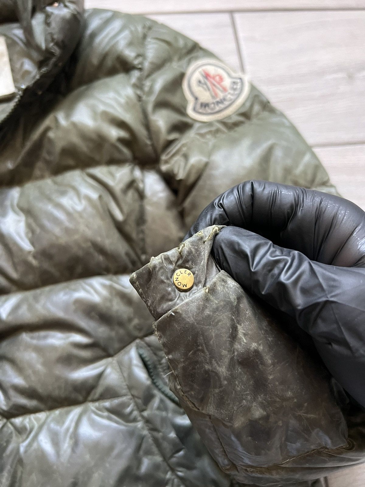 Moncler Moncler Pepper Grenoble Womens Puffer Jacket Green Size L / US 10 / IT 46 - 10 Thumbnail
