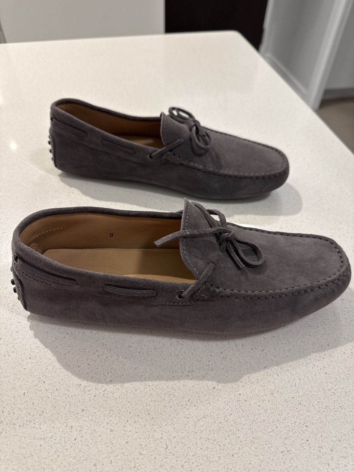 Tod's Tod’s gommino loafers size 8 Size US 8 / EU 41 - 7 Thumbnail