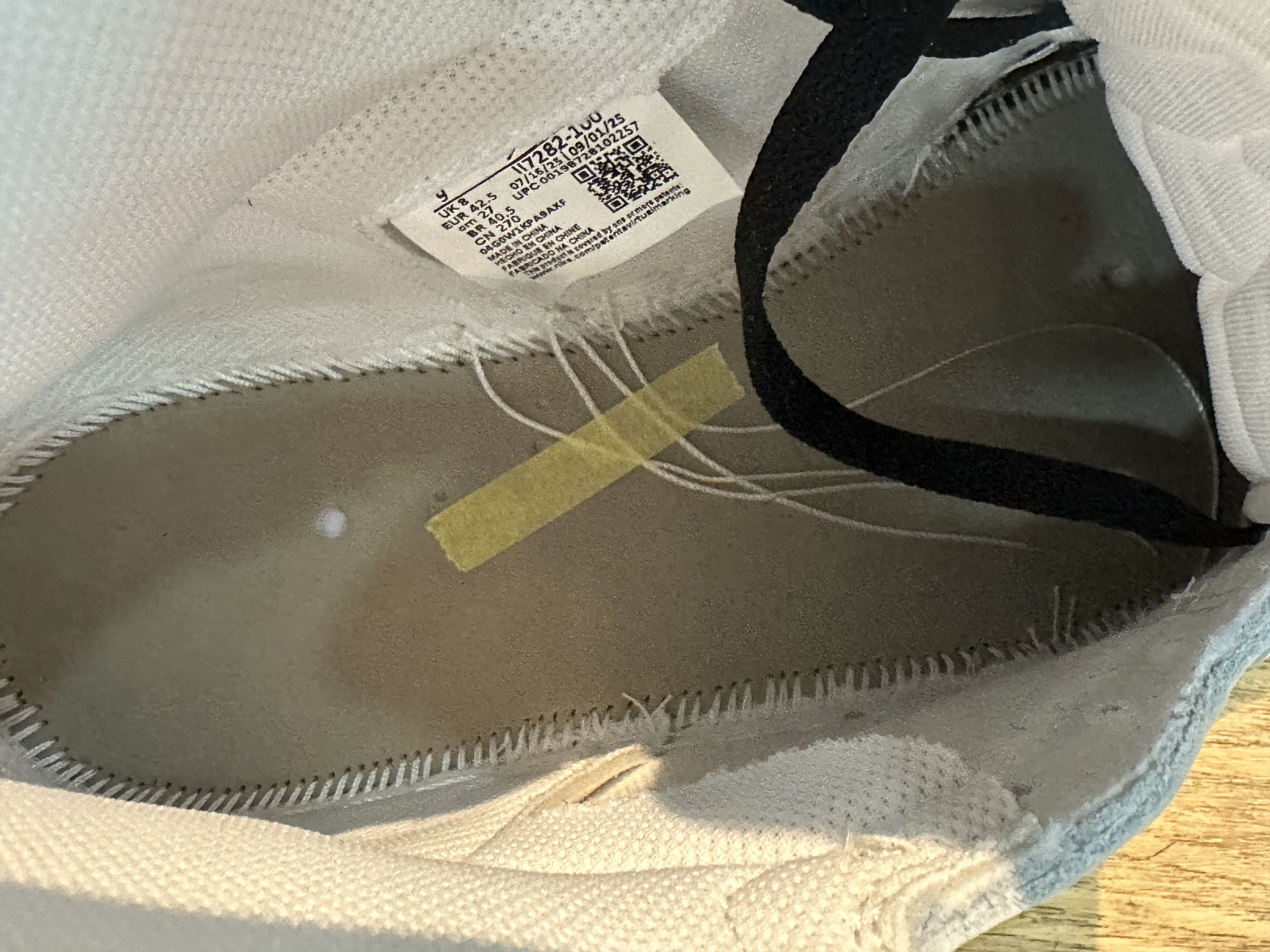 Fragment Design × Nike Jordan 1 Retro High OG SP Fragment x Union LA White Black Size US 9 / EU 42 - 16 Thumbnail