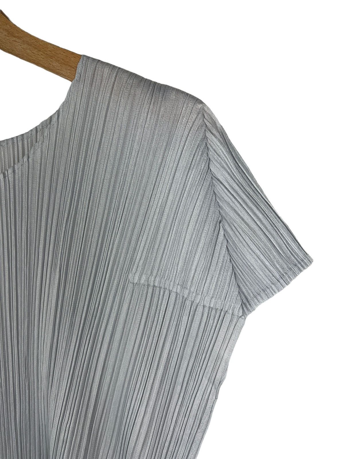 Issey Miyake Pleats Please Half Sleeve Pleated Tops Size S / US 4 / IT 40 - 3 Thumbnail