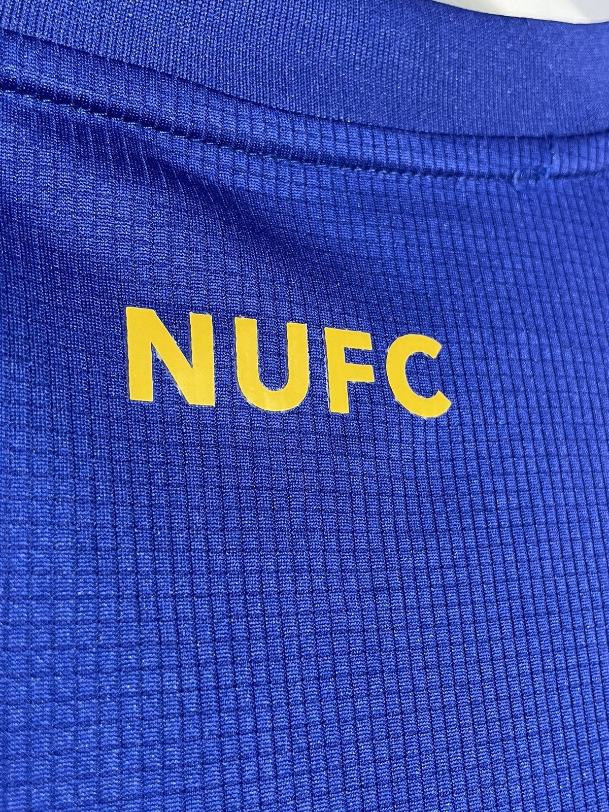 Castore NWT Newcastle United Castore 2022/23 Away Football Shirt Size US S / EU 44-46 / 1 - 10 Thumbnail