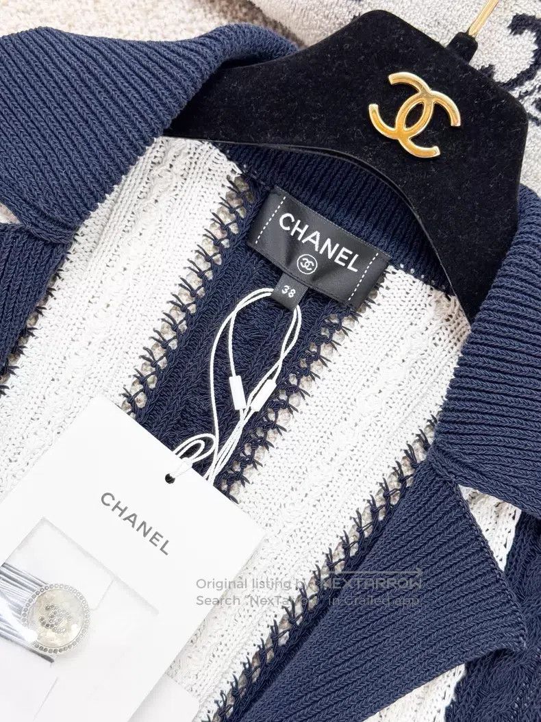 Chanel Chanel Vertical striped diamond buckle long-sleeved knitte Size XS / US 0-2 / IT 36-38 - 5 Thumbnail
